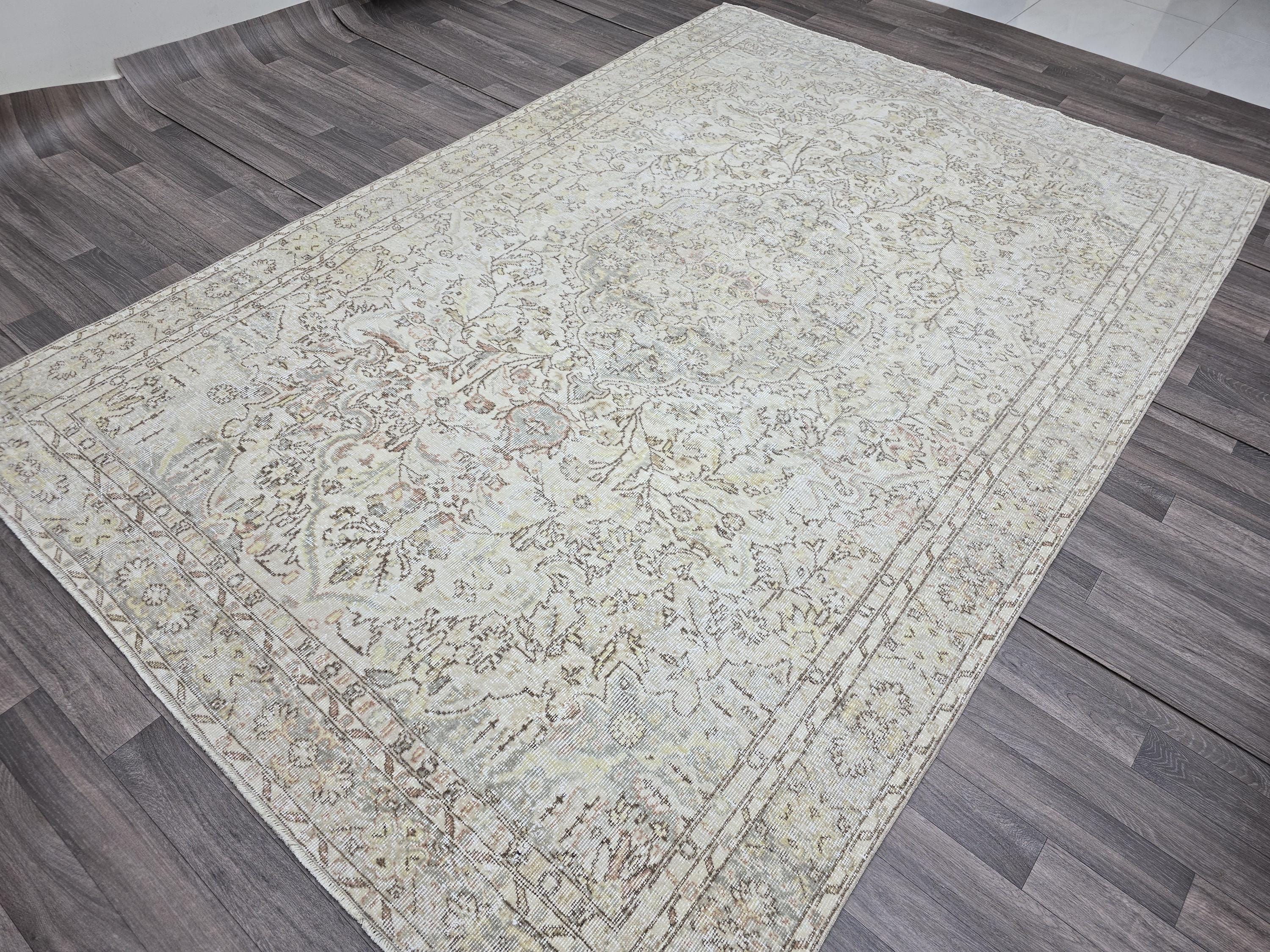 7x10 Vintage Turkish Oushak Rug: Handknotted Wool, Muted Neutral