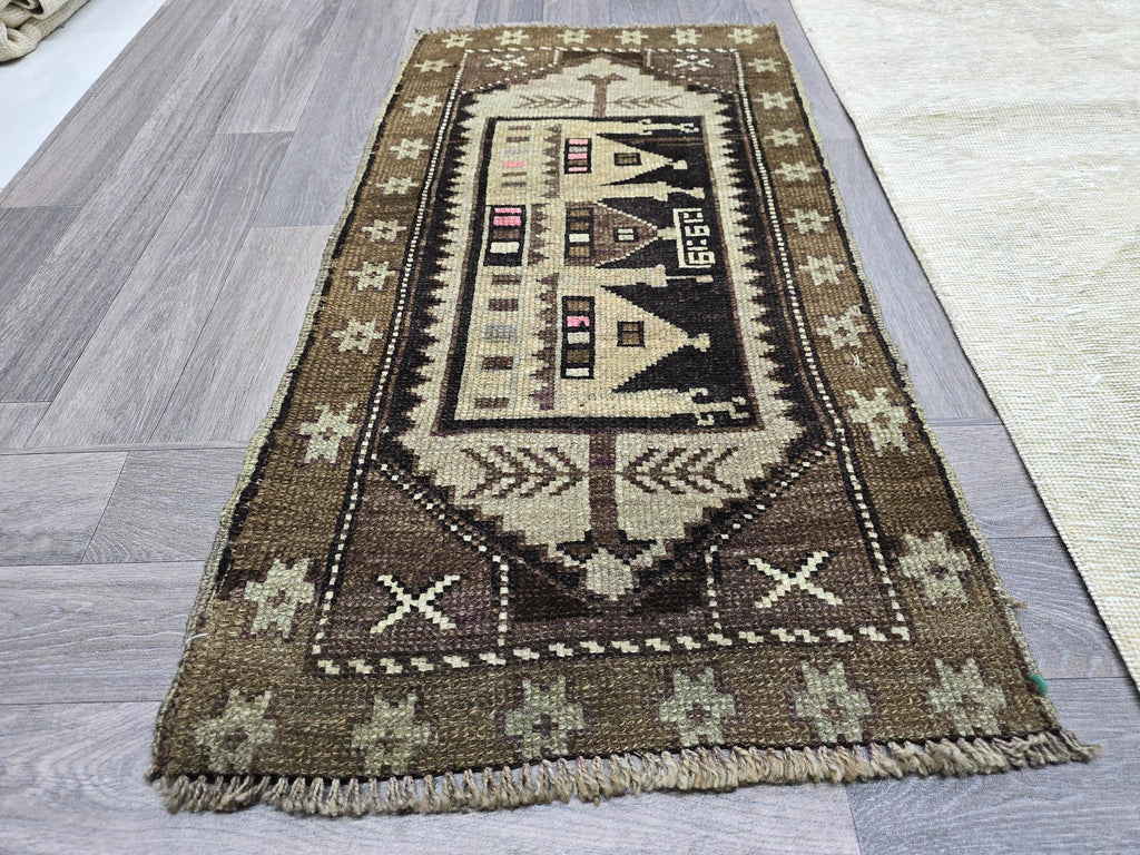Hand Knotted Turkish Doormat and Bath mat Neutral Beige Brown - 20x41 inches