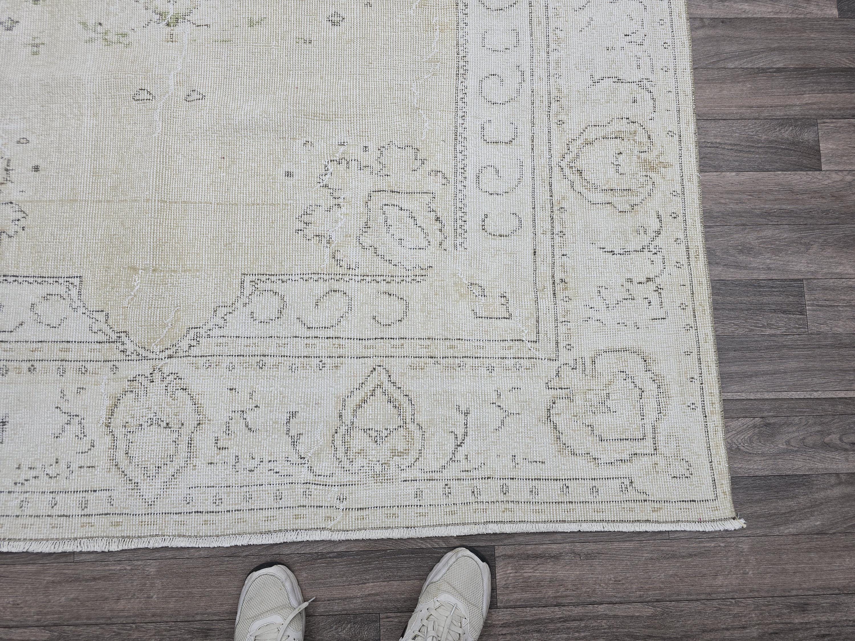 Vintage Oushak Rug 6x10: Handknotted Wool Turkish Carpet