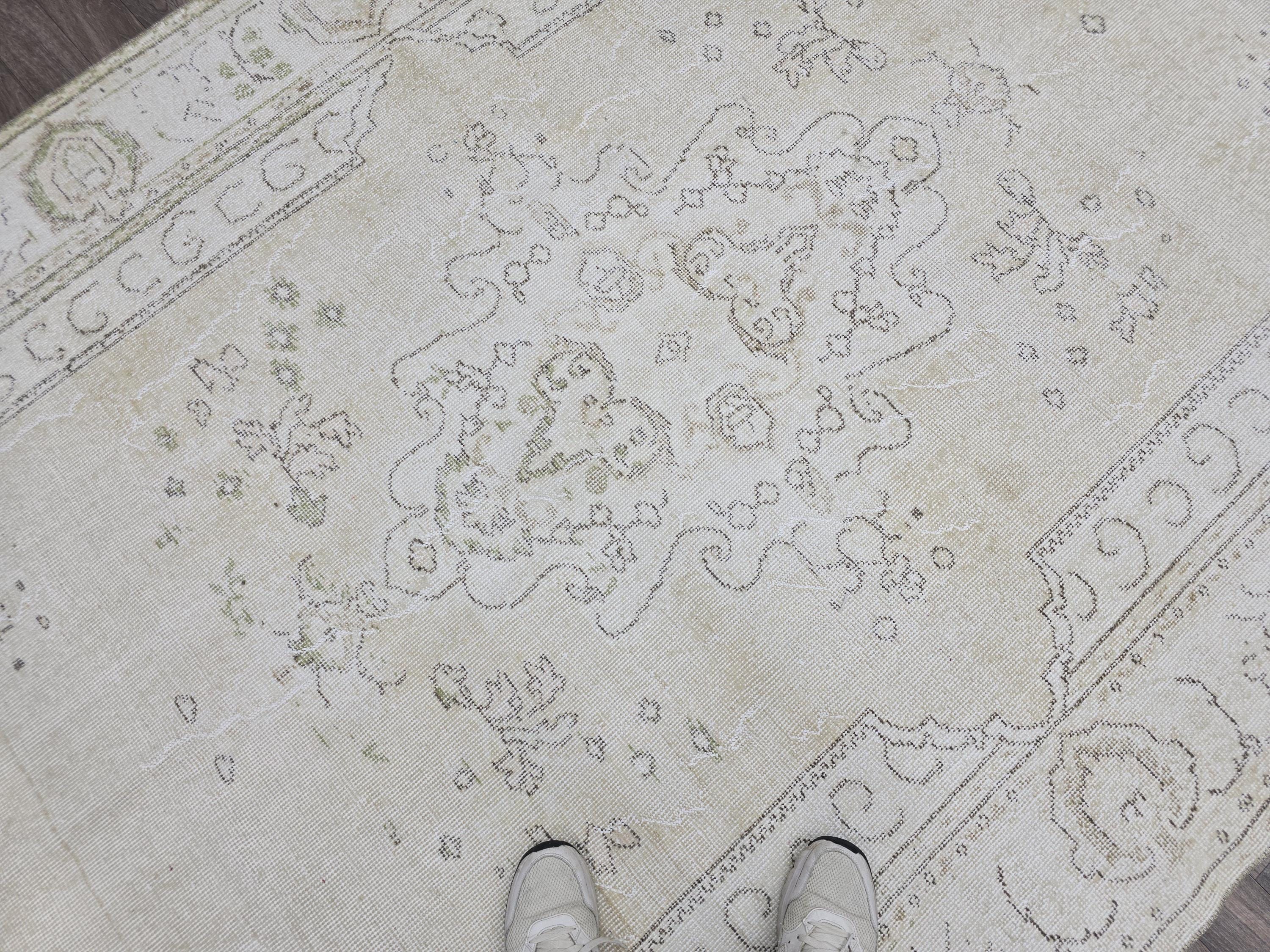 Vintage Oushak Rug 6x10: Handknotted Wool Turkish Carpet