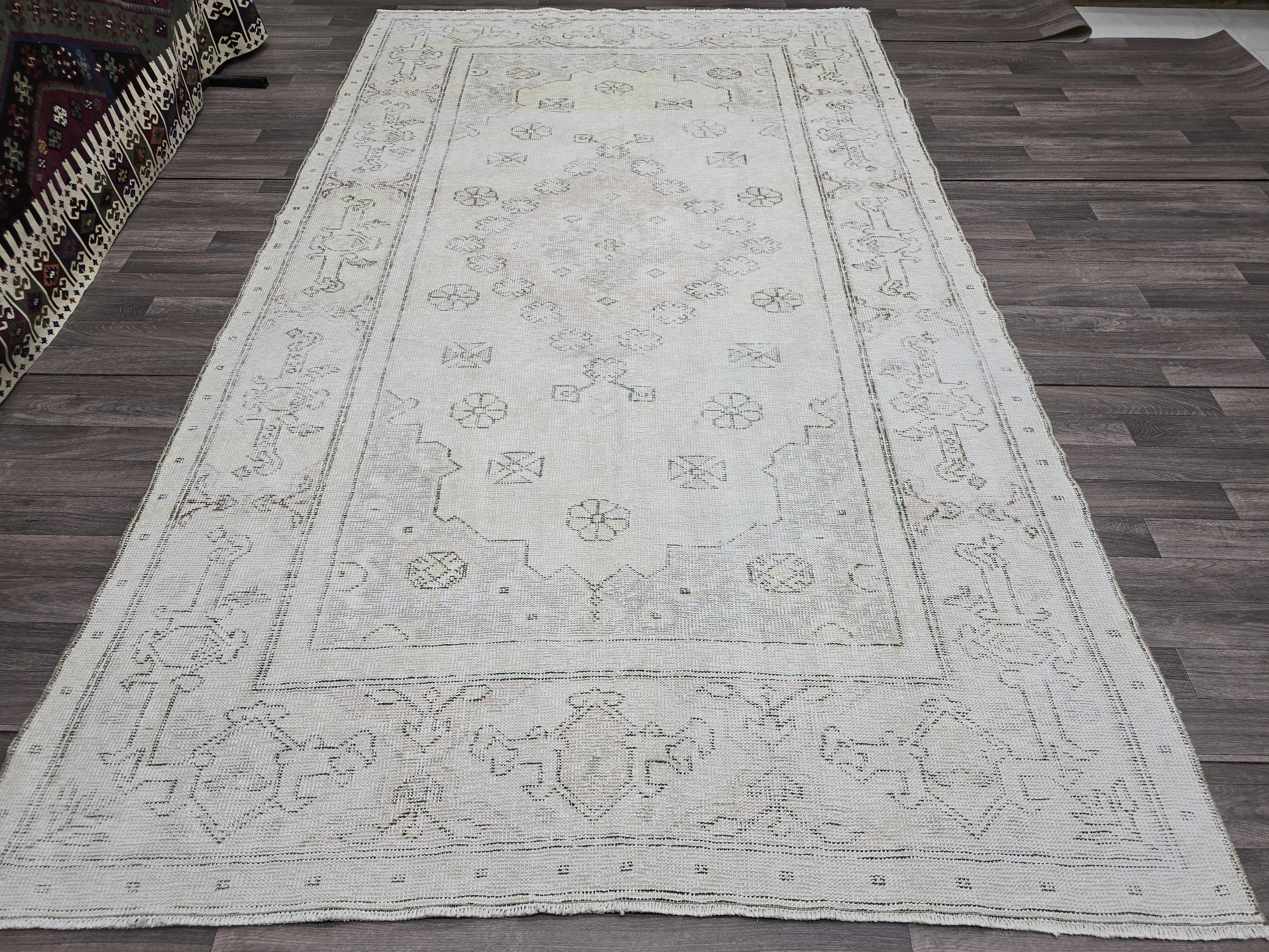 Large Vintage Oushak Rug: 6x10 Ivory Turkish Wool Rug