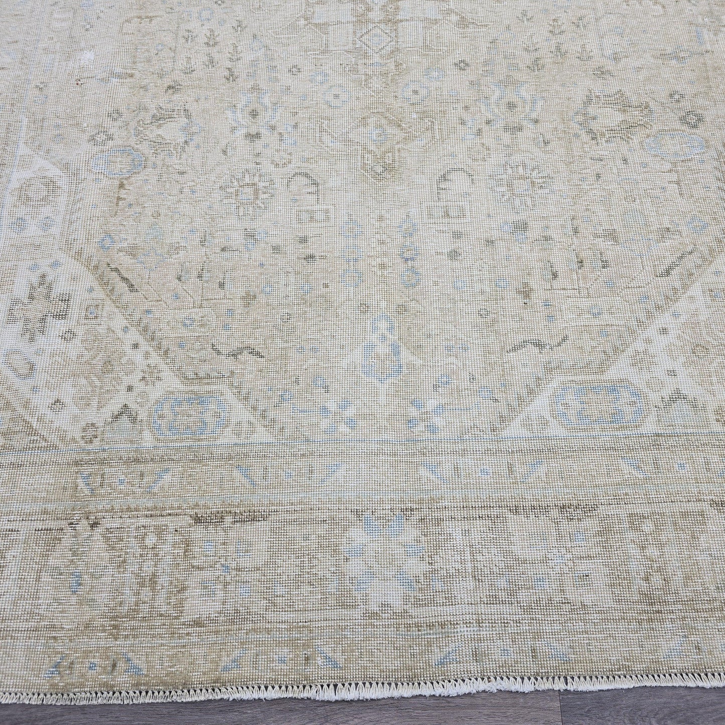 8x11 Hand-Knotted Wool Oushak Rug: Neutral Turkish Design