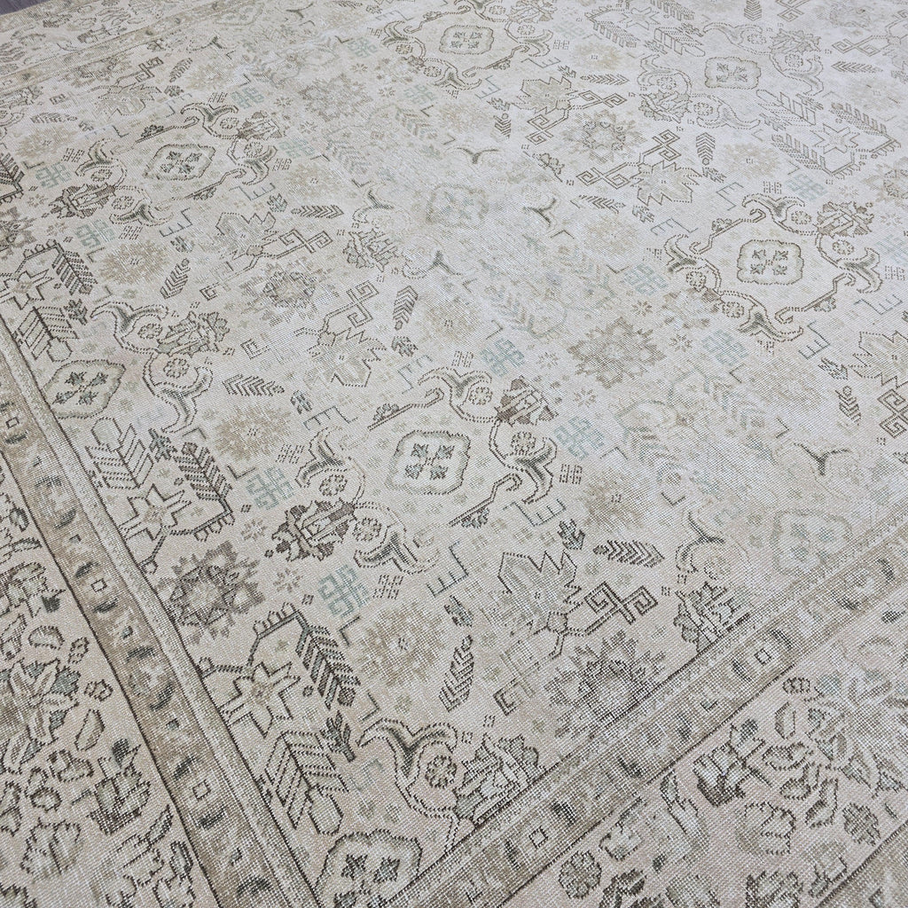 Faded Oushak Rug: Hand Knotted Wool, Distressed Turkish Design (9.4x12.7 ft.)