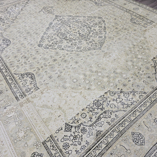 10x12 Vintage Neutral Area Rug / Distressed Turkish Rug/ Hand Knotted Wool Rug, Large Oushak rug, oversize Bedroom rug, saloon rug