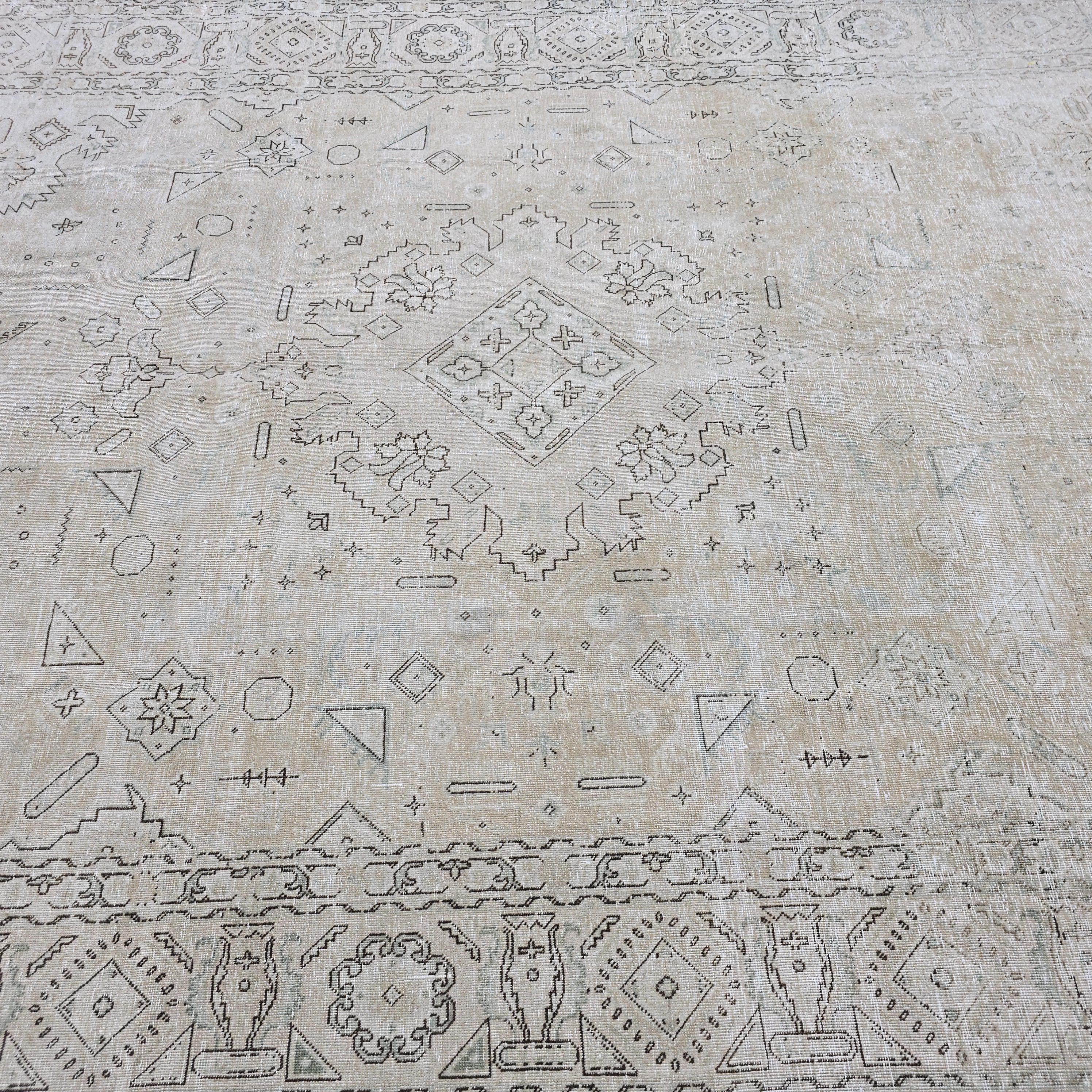 8x11 Hand Knotted Oushak Rug: Vintage Turkish Wool Saloon Carpet