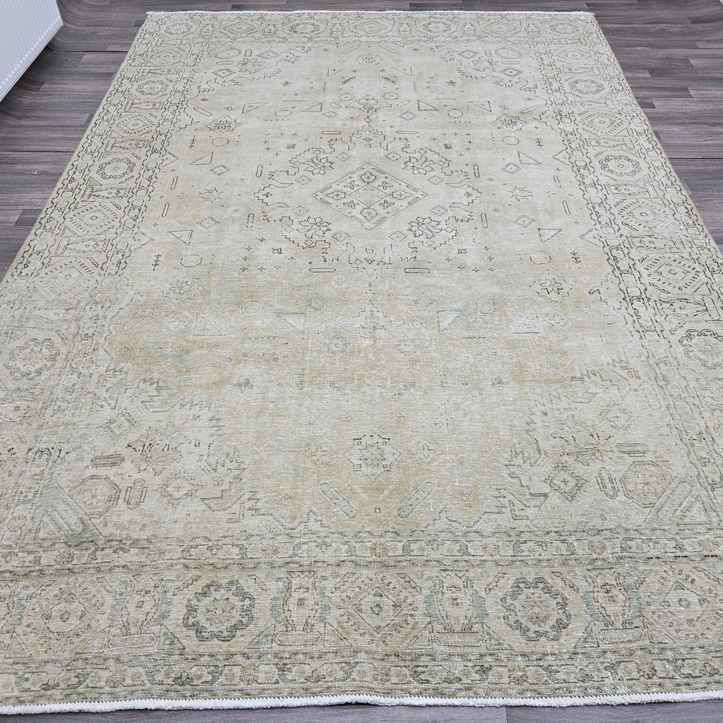 8x11 Hand Knotted Oushak Rug: Vintage Turkish Wool Saloon Carpet