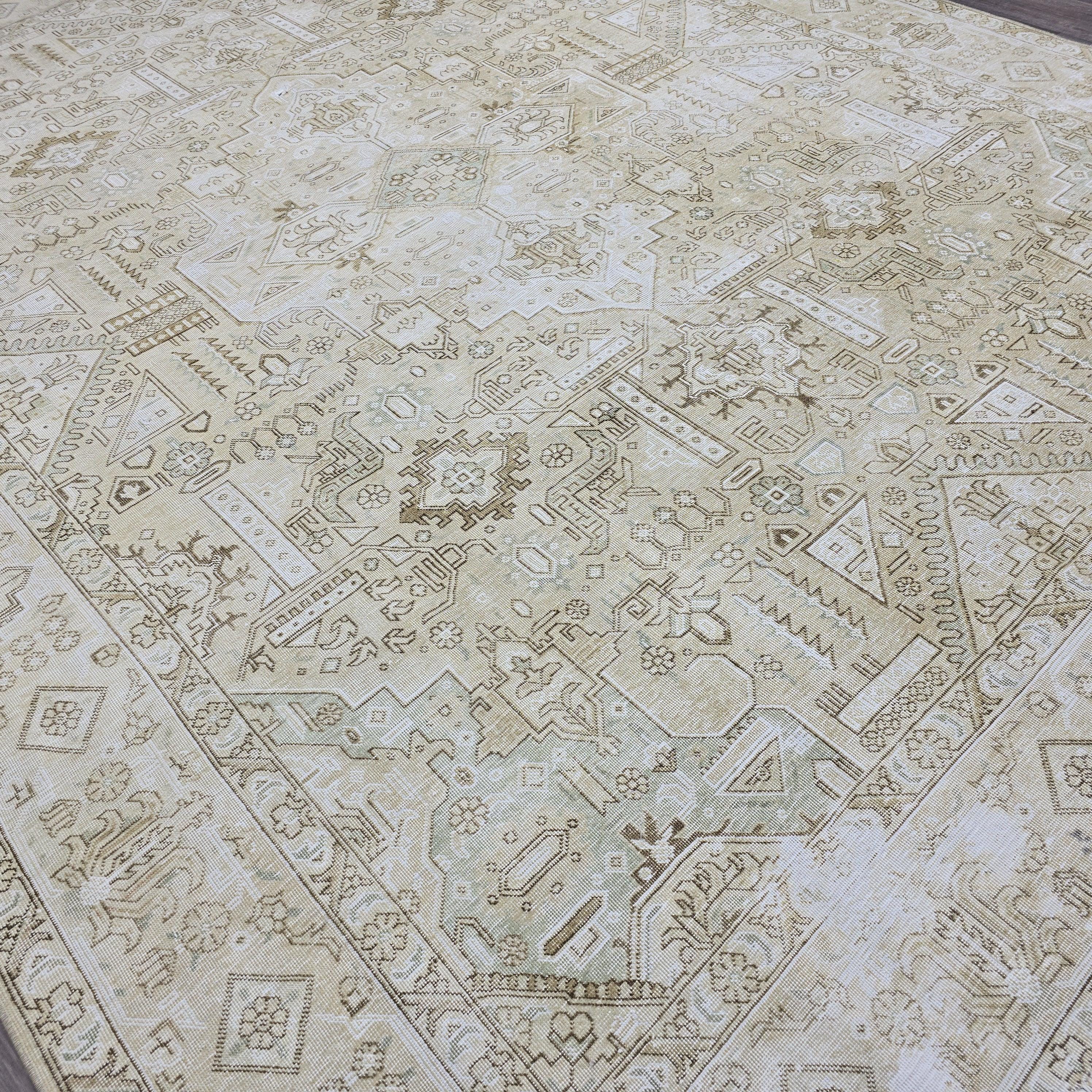 Oversized Oushak Rug 10x12: Hand-Knotted Wool Oriental Carpet