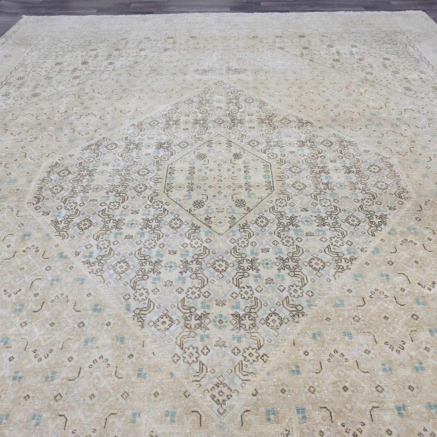 10x12 Oushak Rug: Hand-Knotted Wool Turkish Area Rug