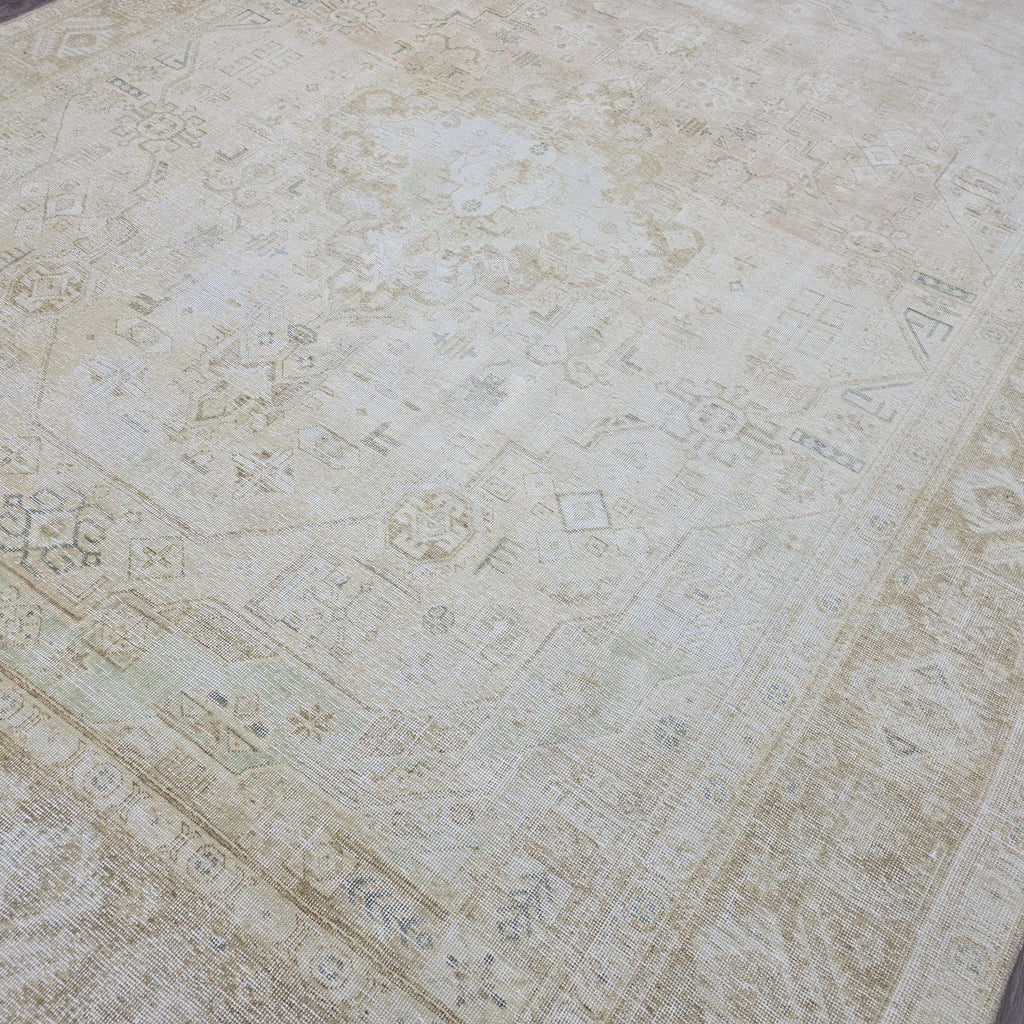Vintage Turkish Oushak Rug: Large Hand-Knotted Wool Anatolian Carpet