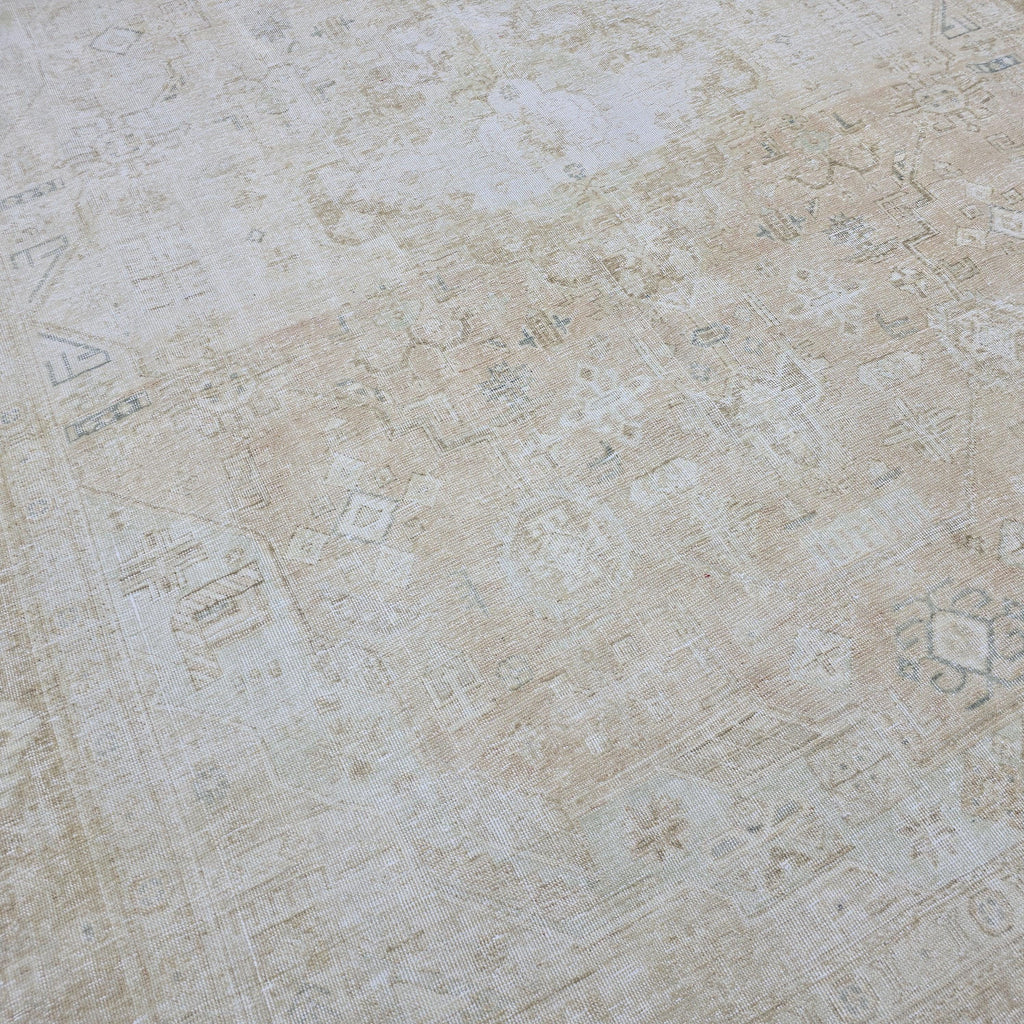 Vintage Turkish Oushak Rug: Large Hand-Knotted Wool Anatolian Carpet