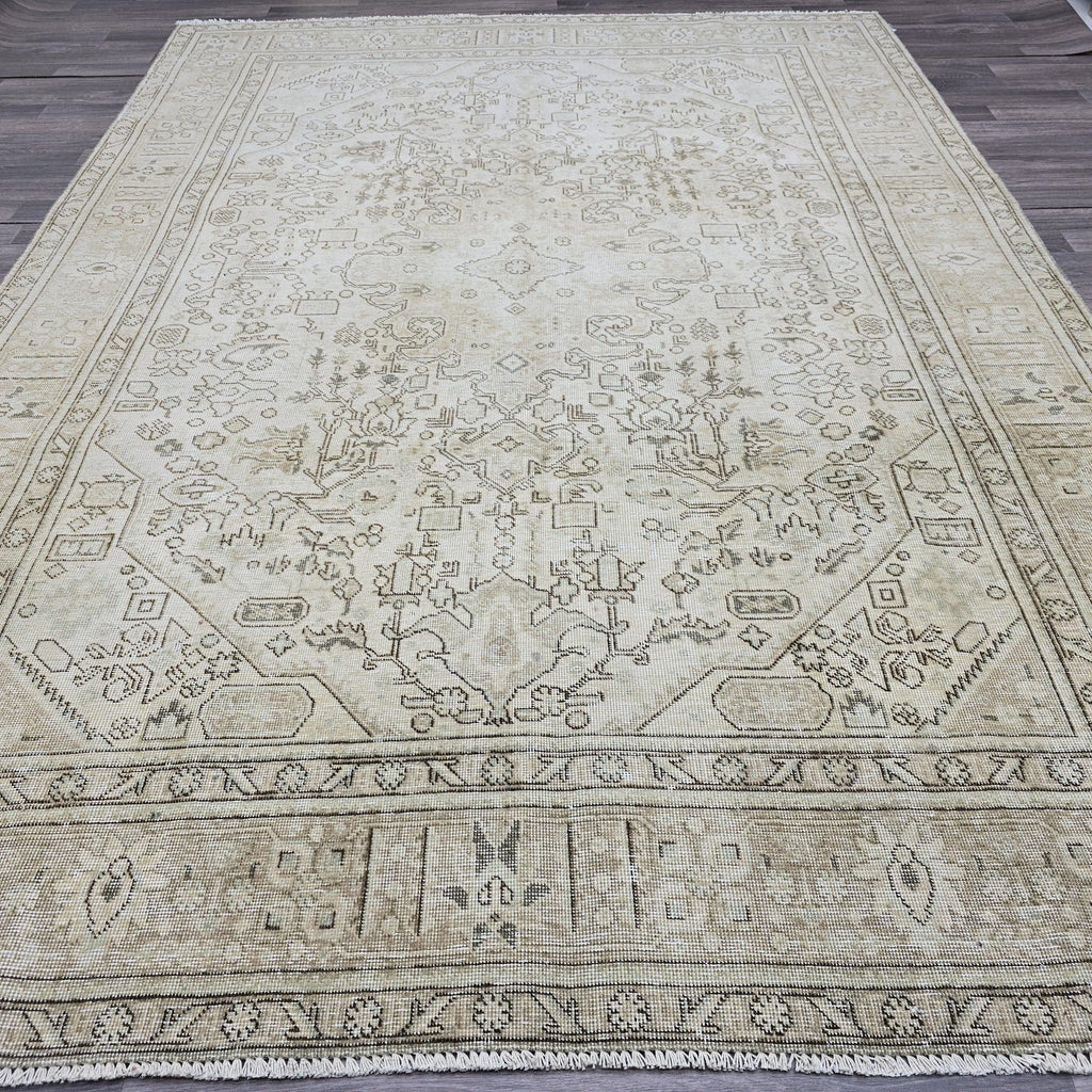 8x10.65 feet Neutral Turkish Vintage Area Rug - Oushak Rug 8x10 - Distressed Wool Rug - Persian Geometric rug 8x10