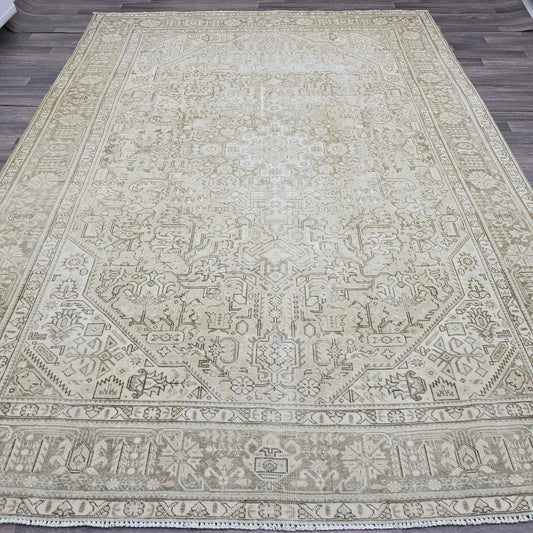 8x11 Rug/ Neutral Rug for Bedroom/ Natural Rug/ Handmade Vintage Rug/ Muted Turkish Rug/ Home Office Rug/ Aesthetic Decor Rug/Wool Heriz Rug