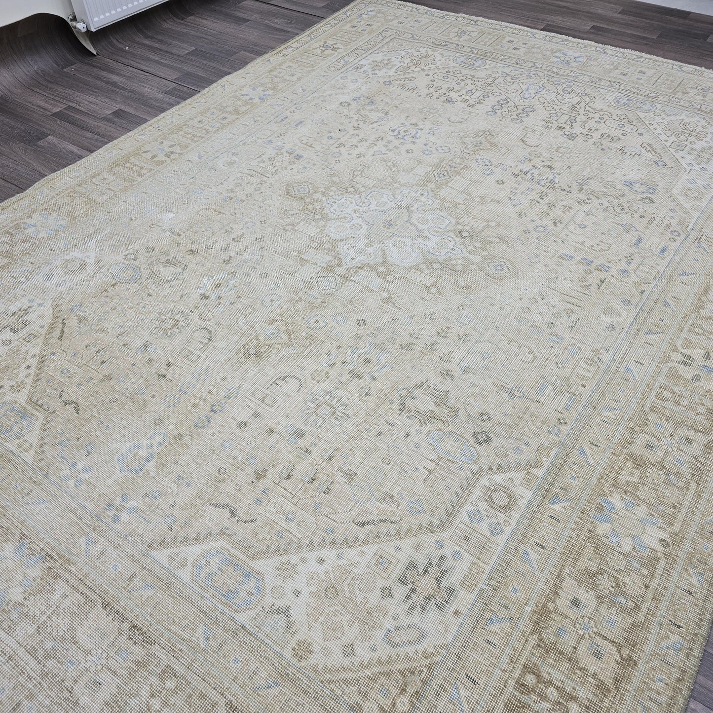 8x11 Hand-Knotted Wool Oushak Rug: Neutral Turkish Design