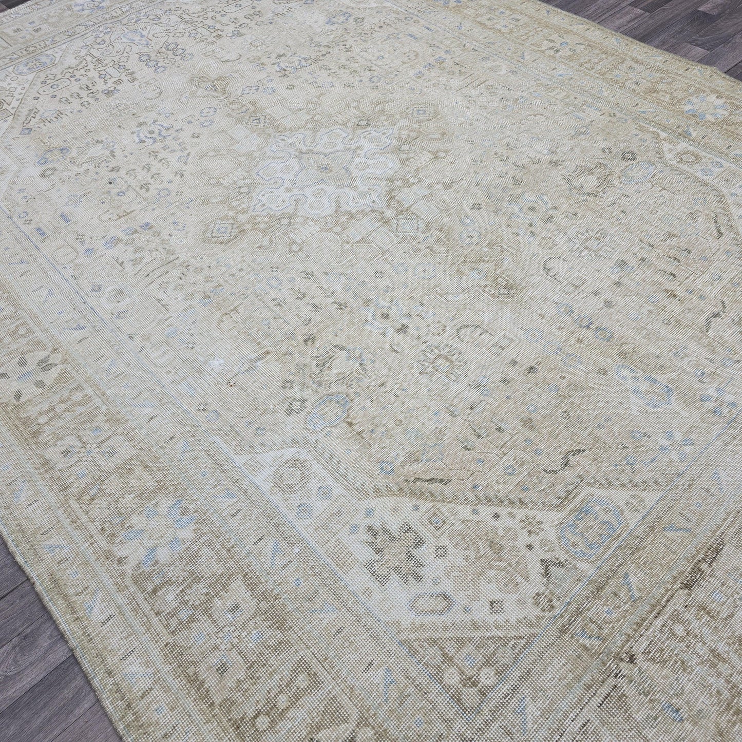 8x11 Hand-Knotted Wool Oushak Rug: Neutral Turkish Design