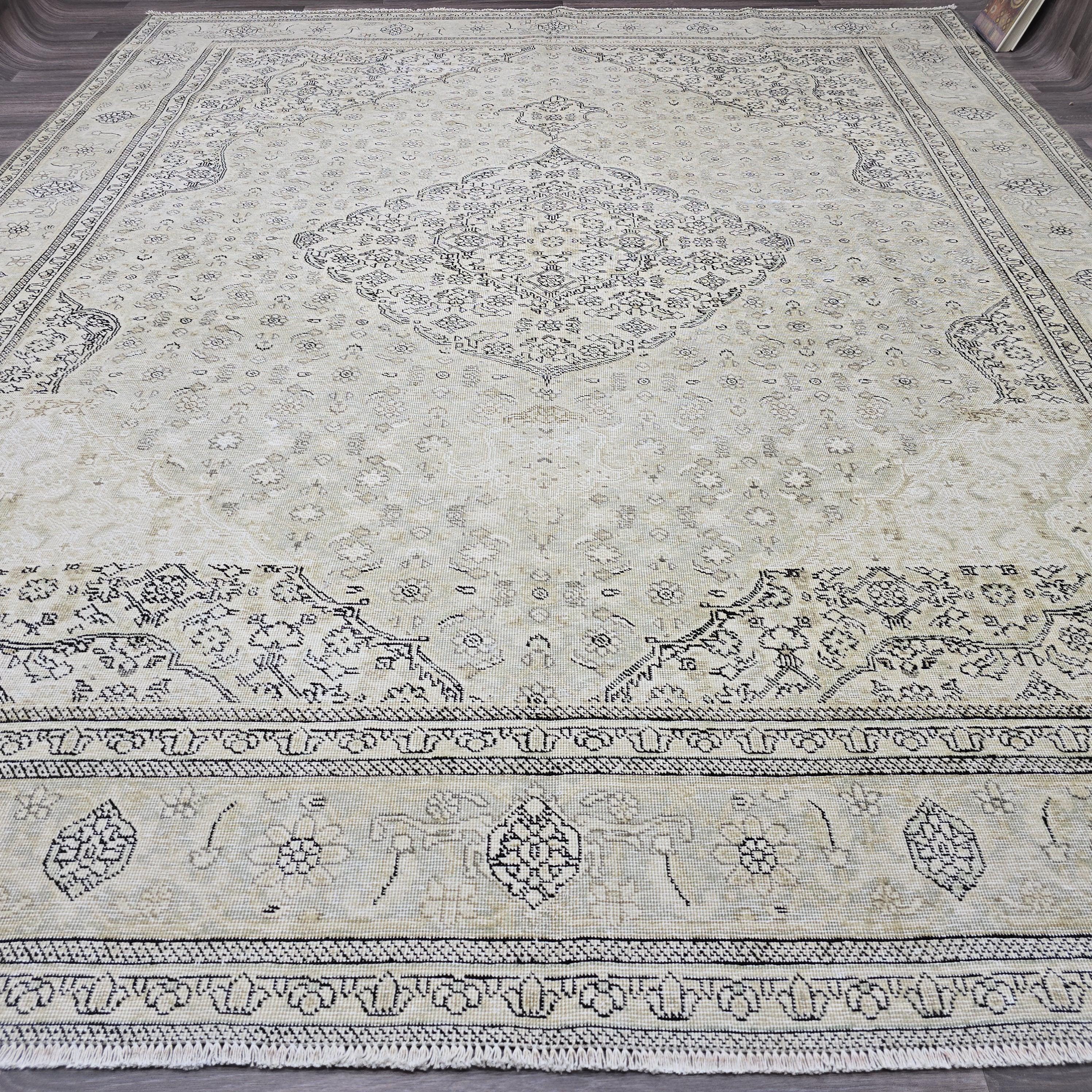 Antique Turkish Rug 10x12, Oversize Vintage Neutral Area rug for Livingroom and Bedroom Handmade