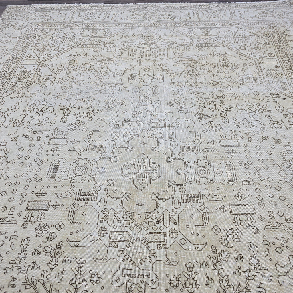 Vintage Oushak Turkish Rug: 8x11 Beige Cream Wool Area Rug