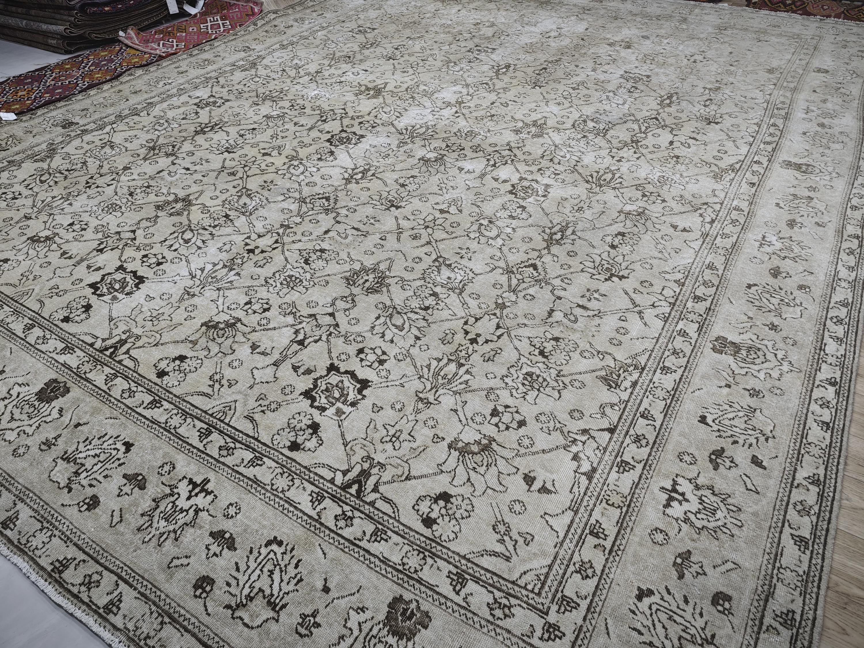 11x14 Oushak Rug: Muted Vintage Turkish Wool Carpet