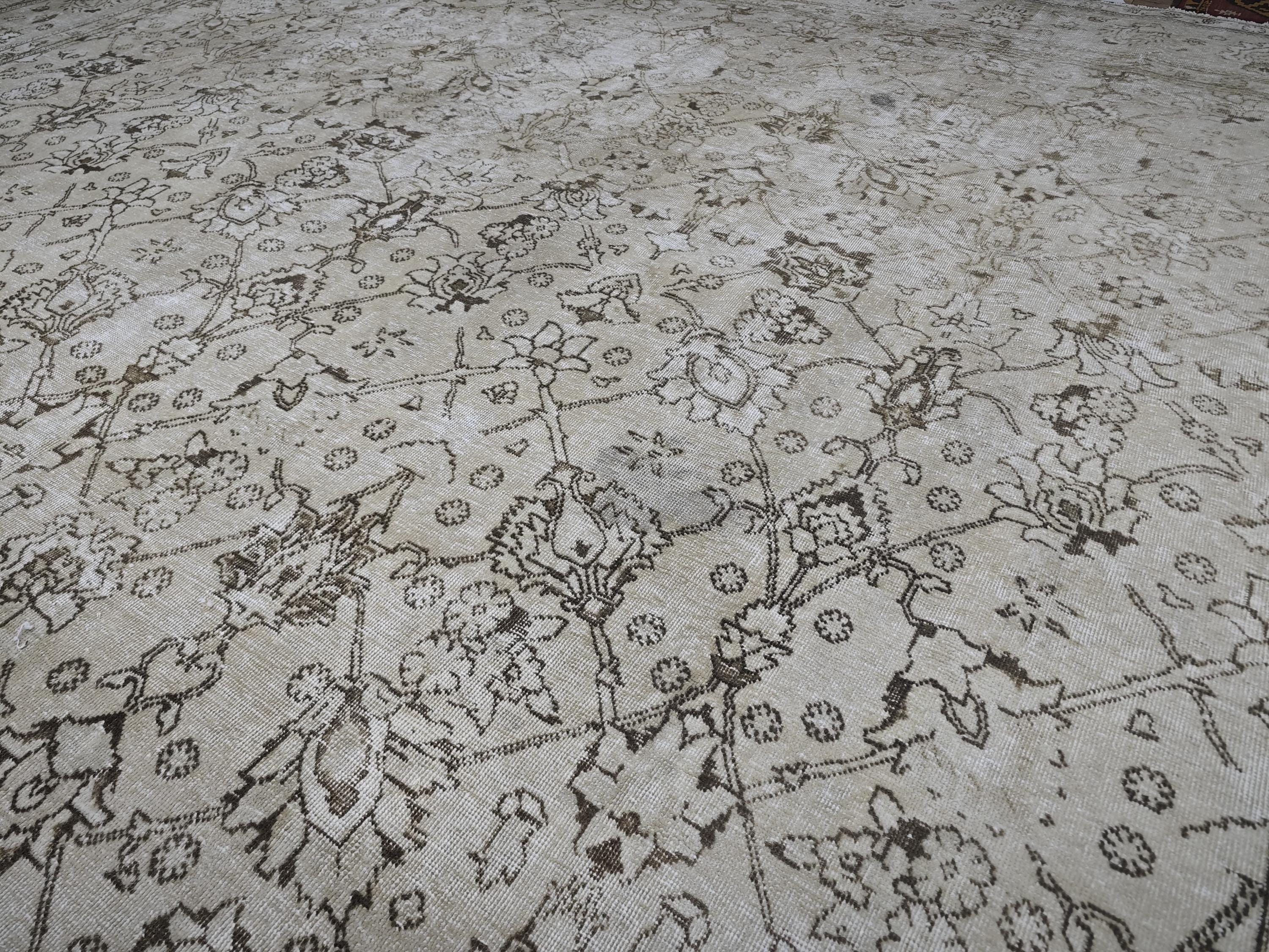 11x14 Oushak Rug: Muted Vintage Turkish Wool Carpet