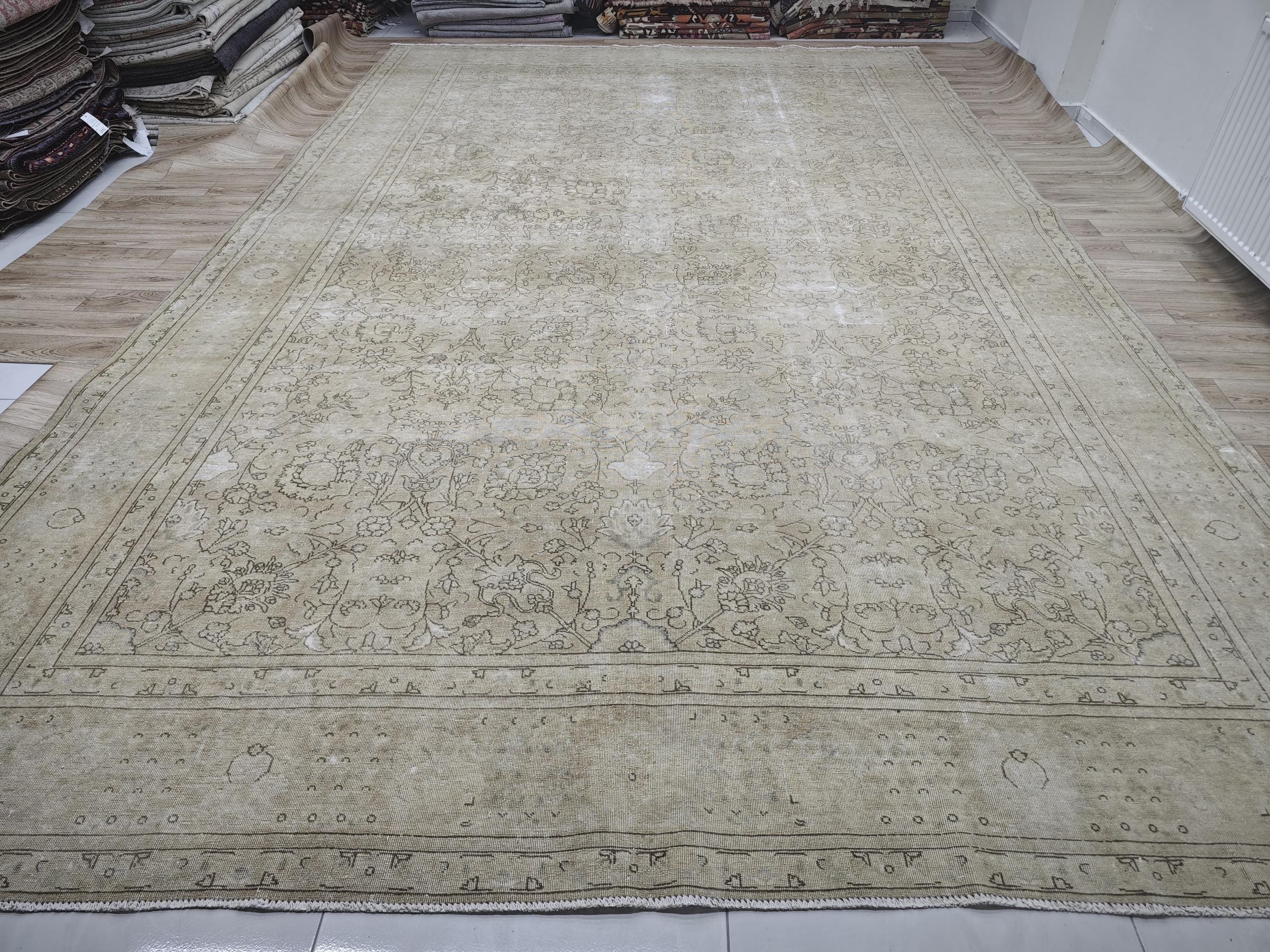 Oversized Oushak Wool Rug 9.85x15.5 ft: Vintage Turkish Area Carpet
