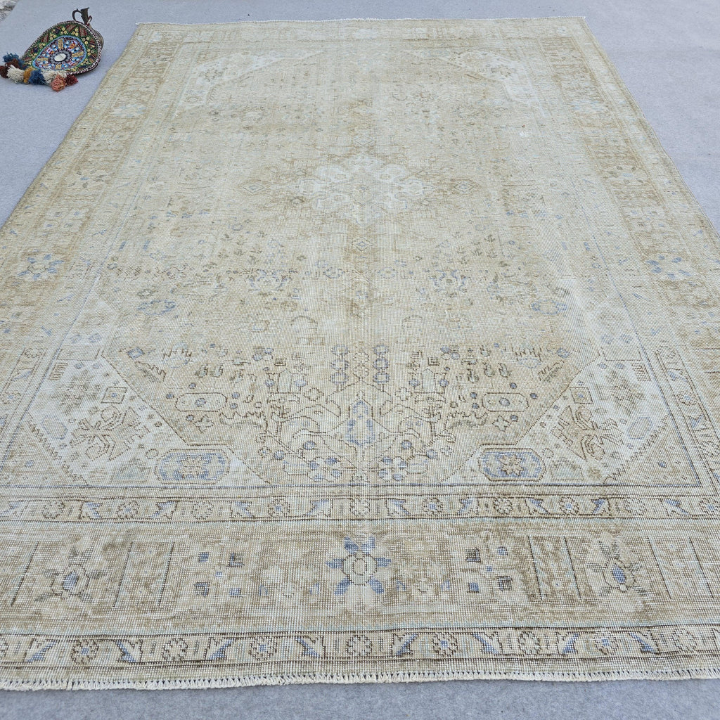 Hand Knotted Oushak Rug: 7.8 x 10.7 ft Vintage Turkish Wool Medallion Carpet