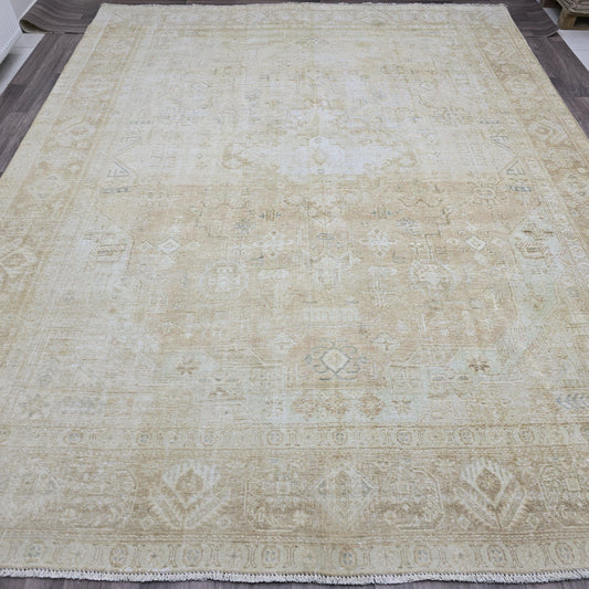 Vintage Turkish Oushak Rug: Large Hand-Knotted Wool Anatolian Carpet