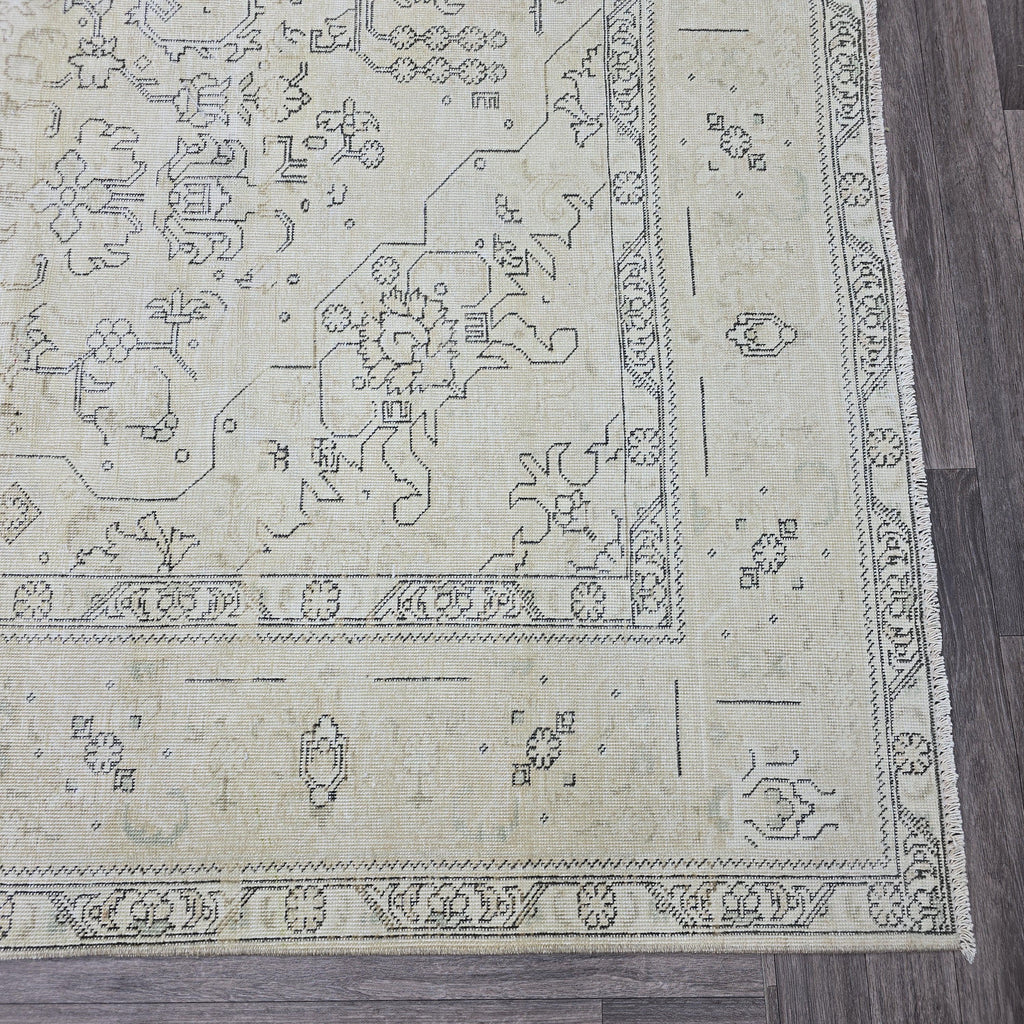 Handmade Oushak Wool Rug 8x11: Neutral Vintage Turkish Rug