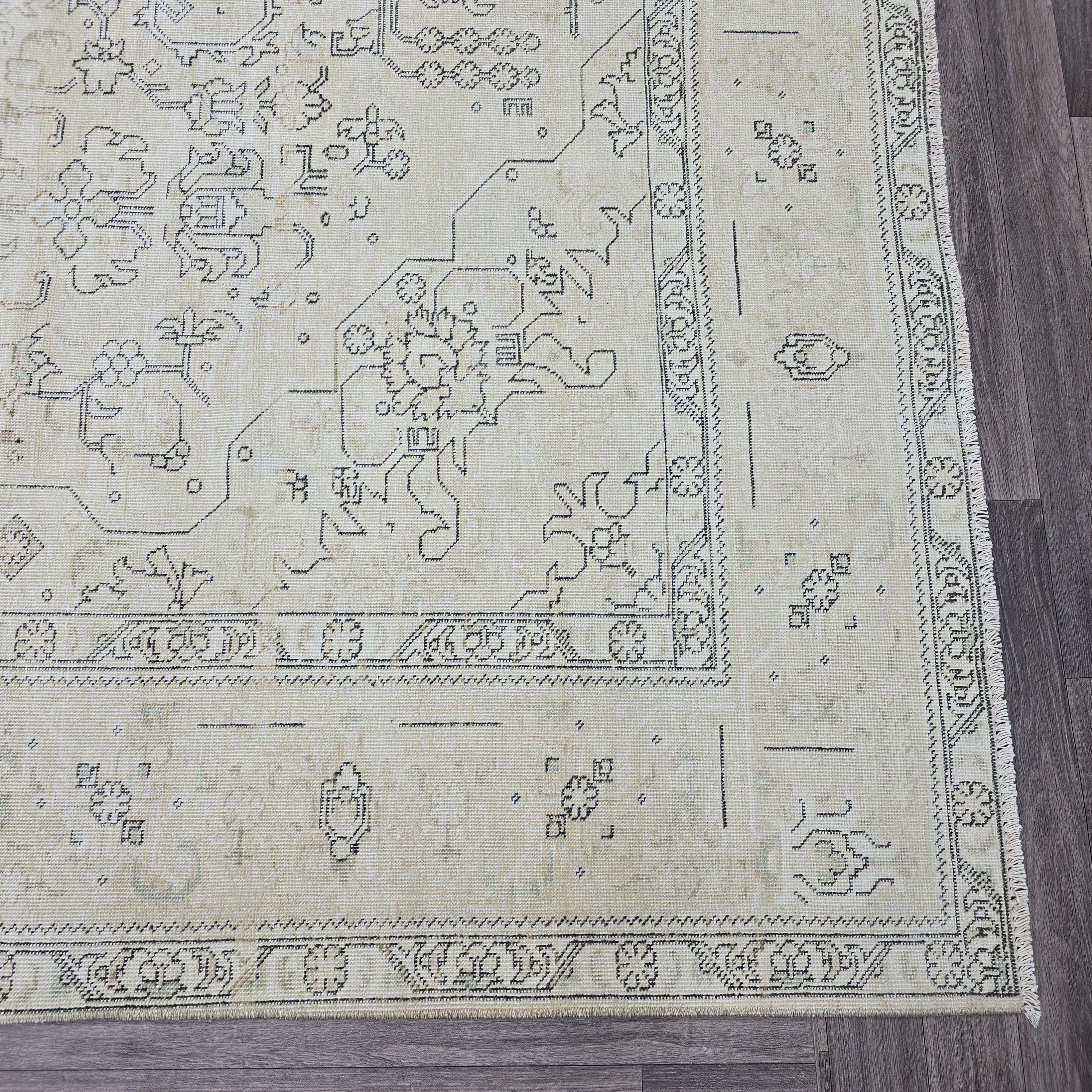 Handmade Oushak Wool Rug 8x11: Neutral Vintage Turkish Rug