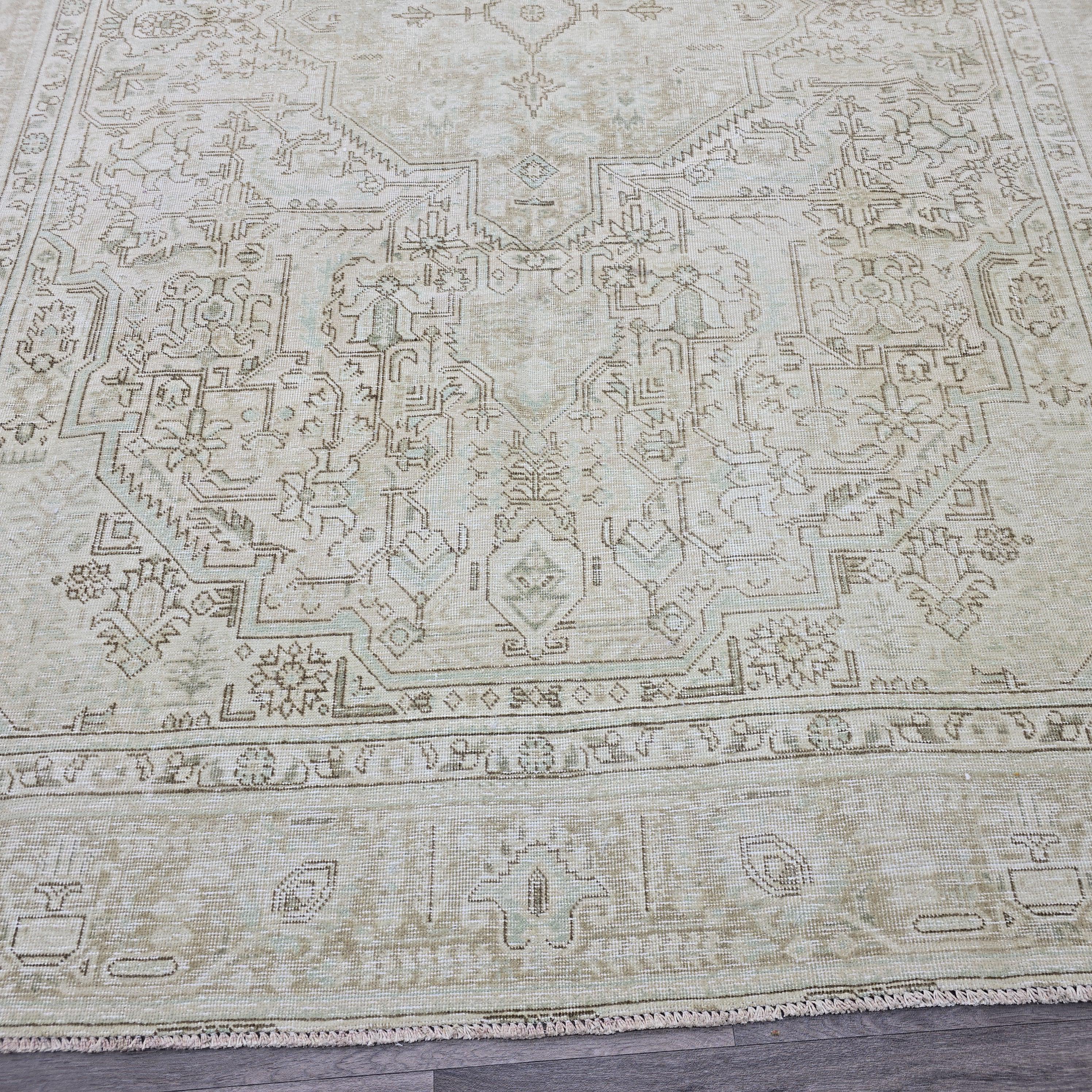 8x10 Vintage Turkish Oushak Rug: Hand-Knotted Wool, Neutral Pastel