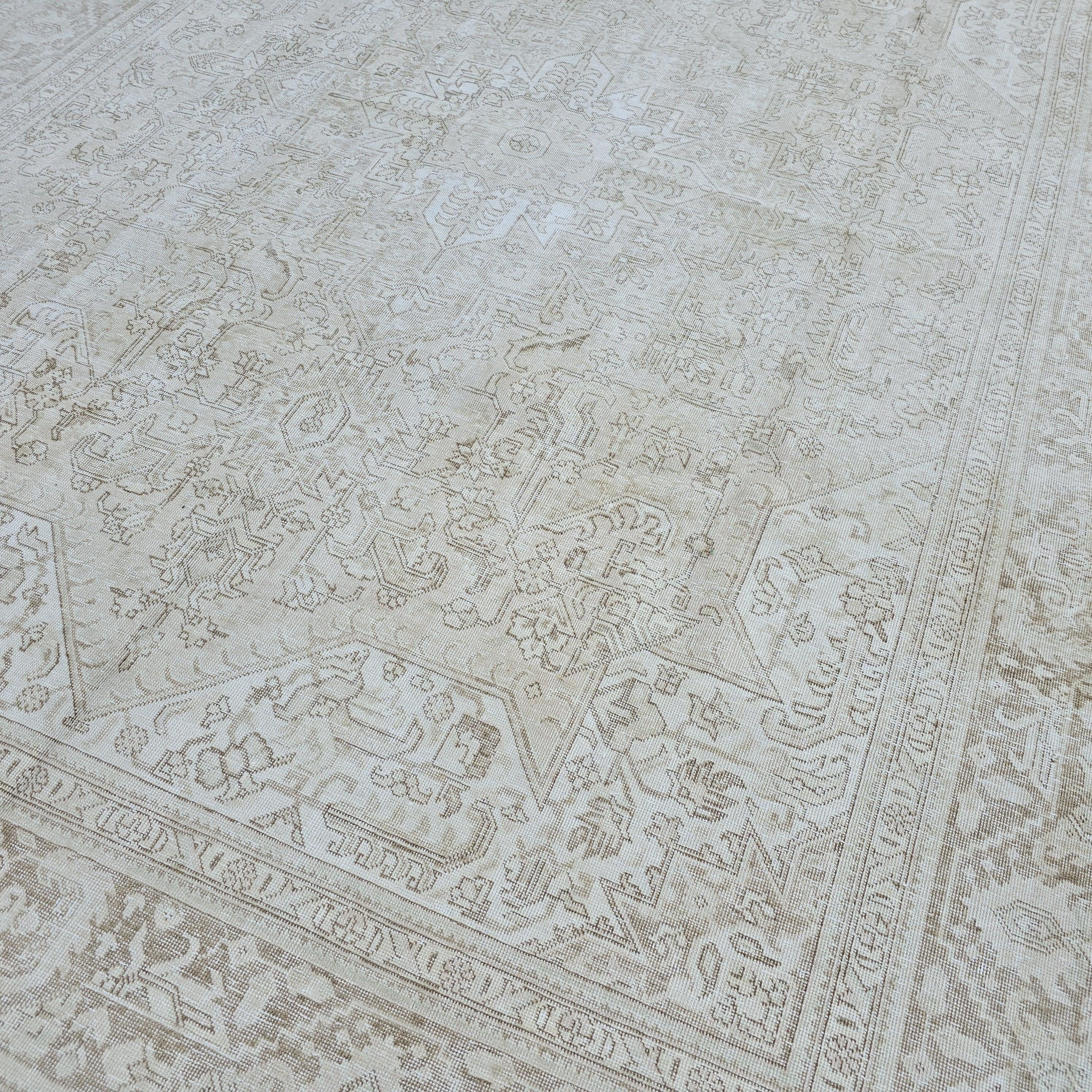 Oversize Neutral Turkish Rug 9x12: Vintage Oushak, Beige Cream Wool