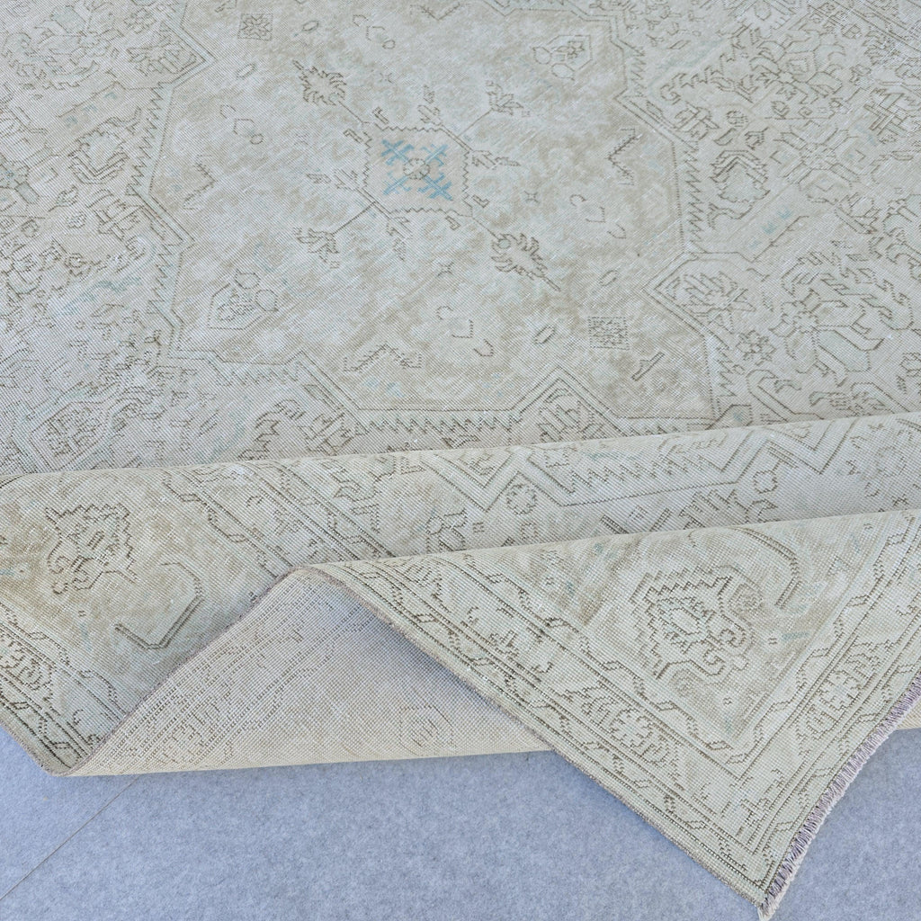 Handmade Wool Oushak Rug 9x12: Extra Large Neutral Oriental Area Rug