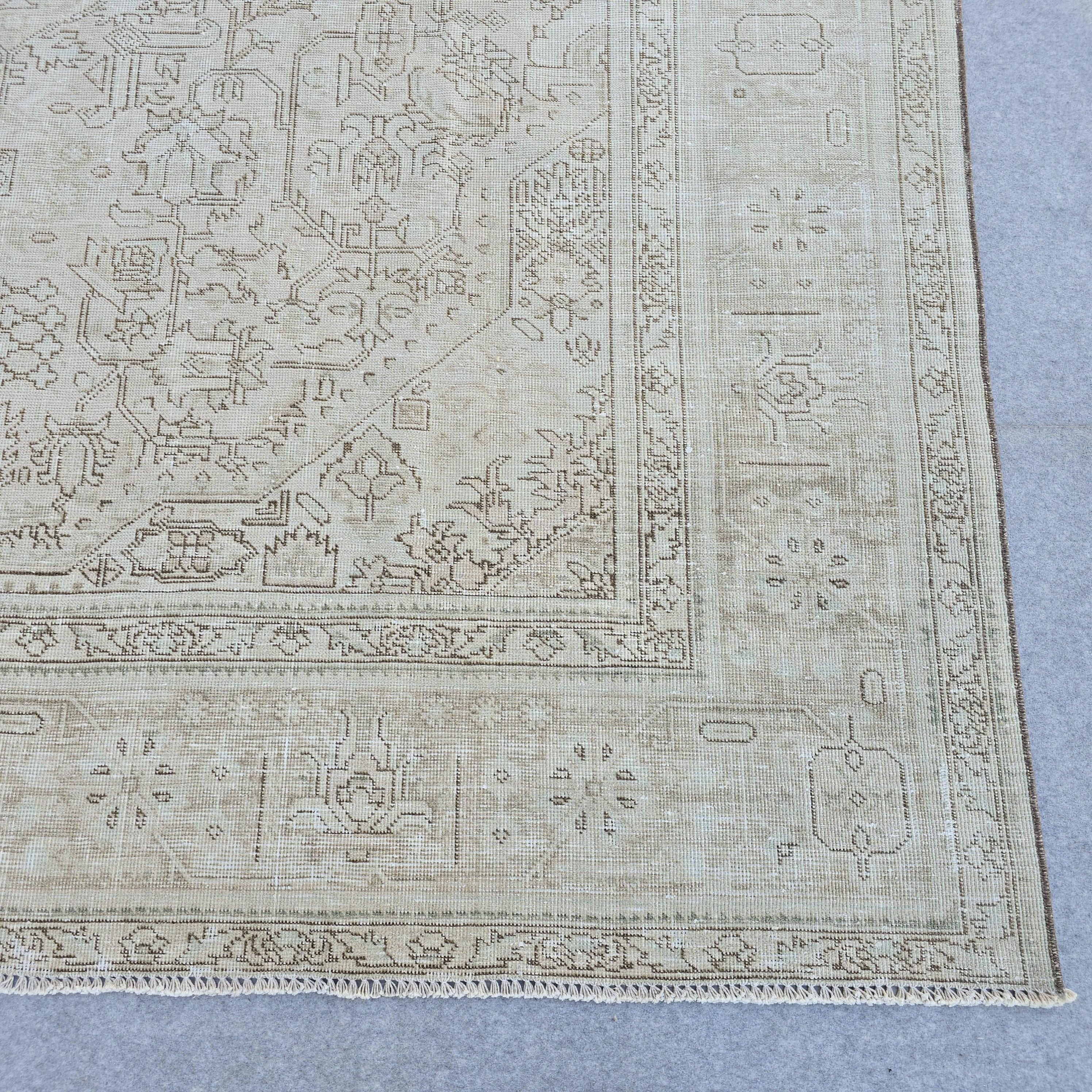 Oversized Oushak Rug: 10x13 Vintage Neutral Hand-Knotted Wool Carpet