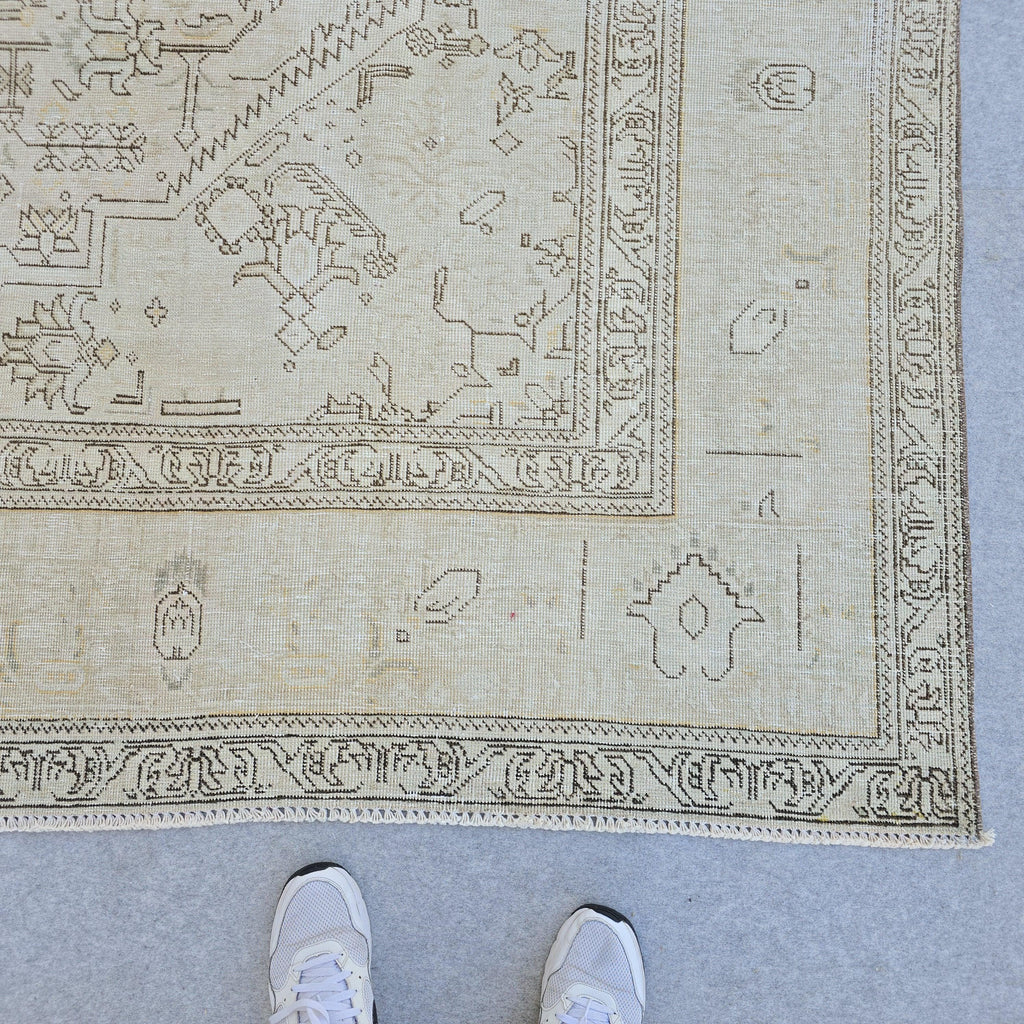 Turkish Rug 9x12: Handmade Wool Oushak Muted Anatolian Oriental Carpet Neutral beige