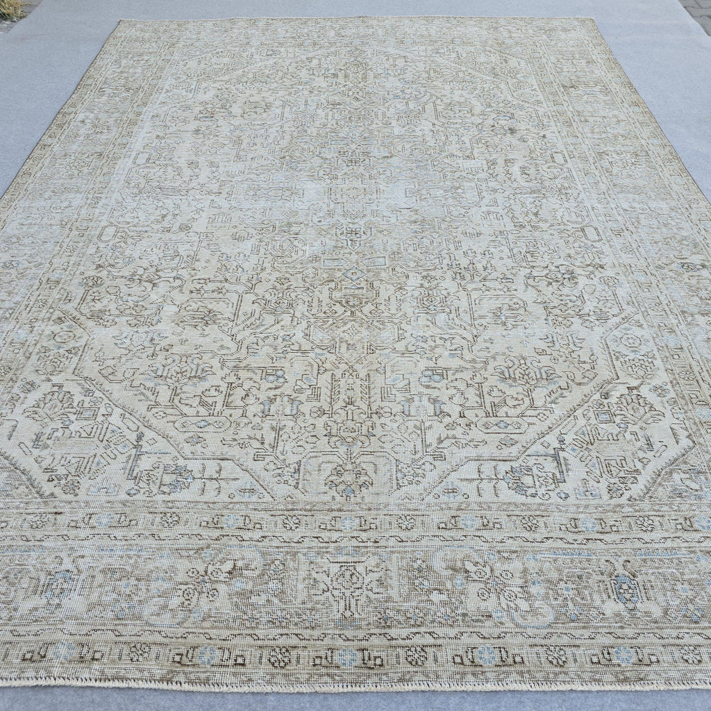 Vintage Turkish Area Rug 9.35x12.30 ft: Beige Cream Taupe Wool Rug