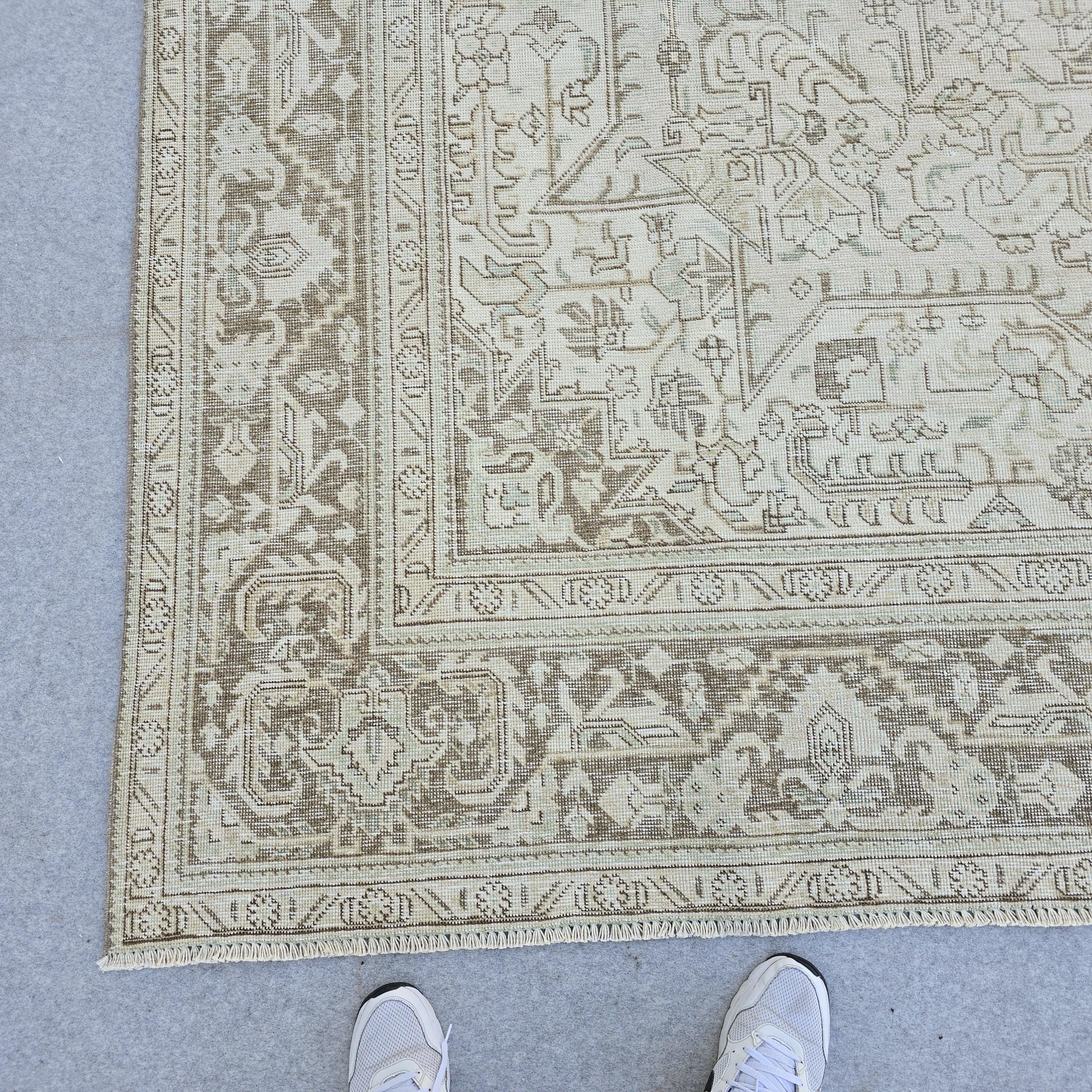 Handmade Neutral Oushak Area Rug: Vintage Turkish Wool, 9x13