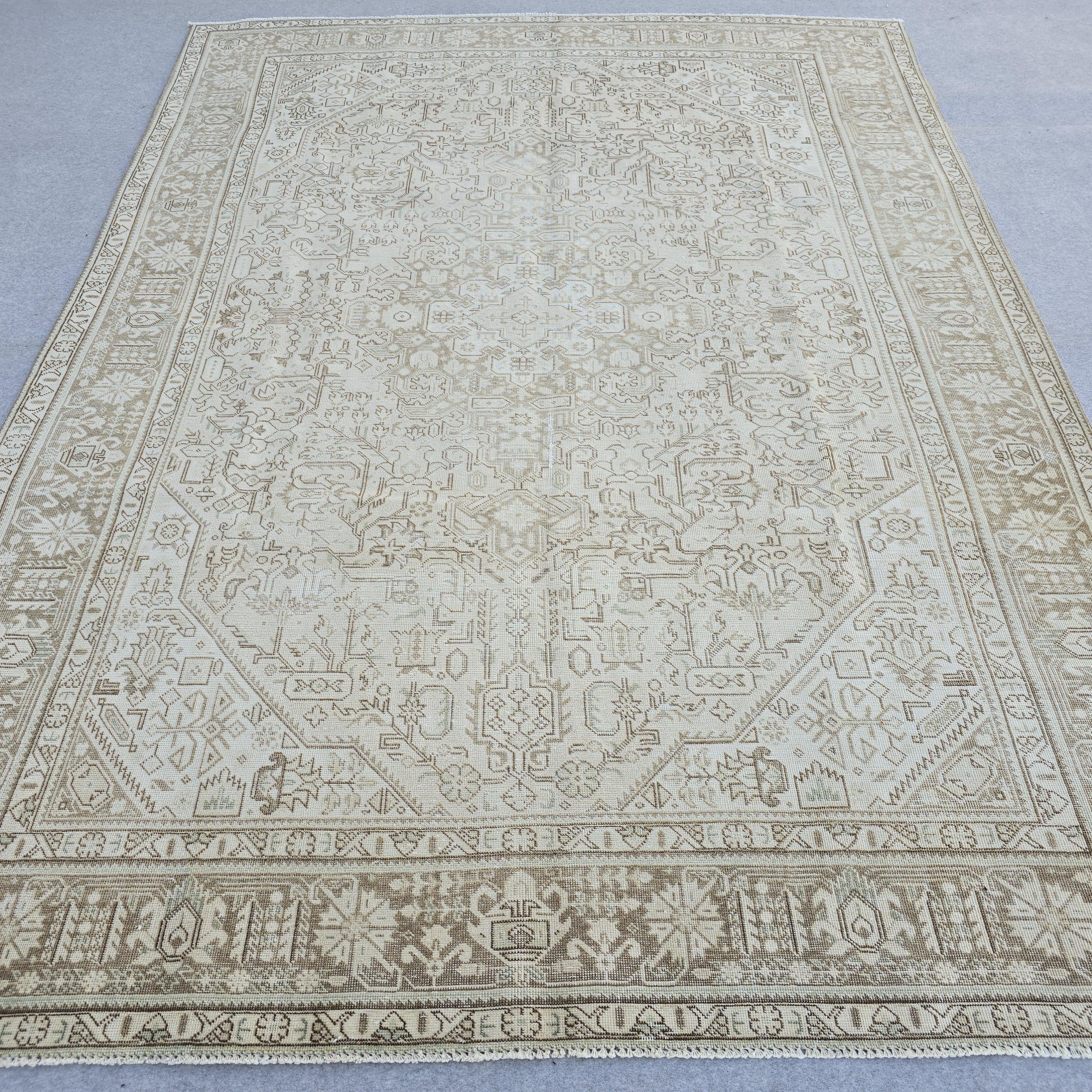 8x11 Handwoven Oushak Rug: Neutral Vintage Turkish Wool Carpet