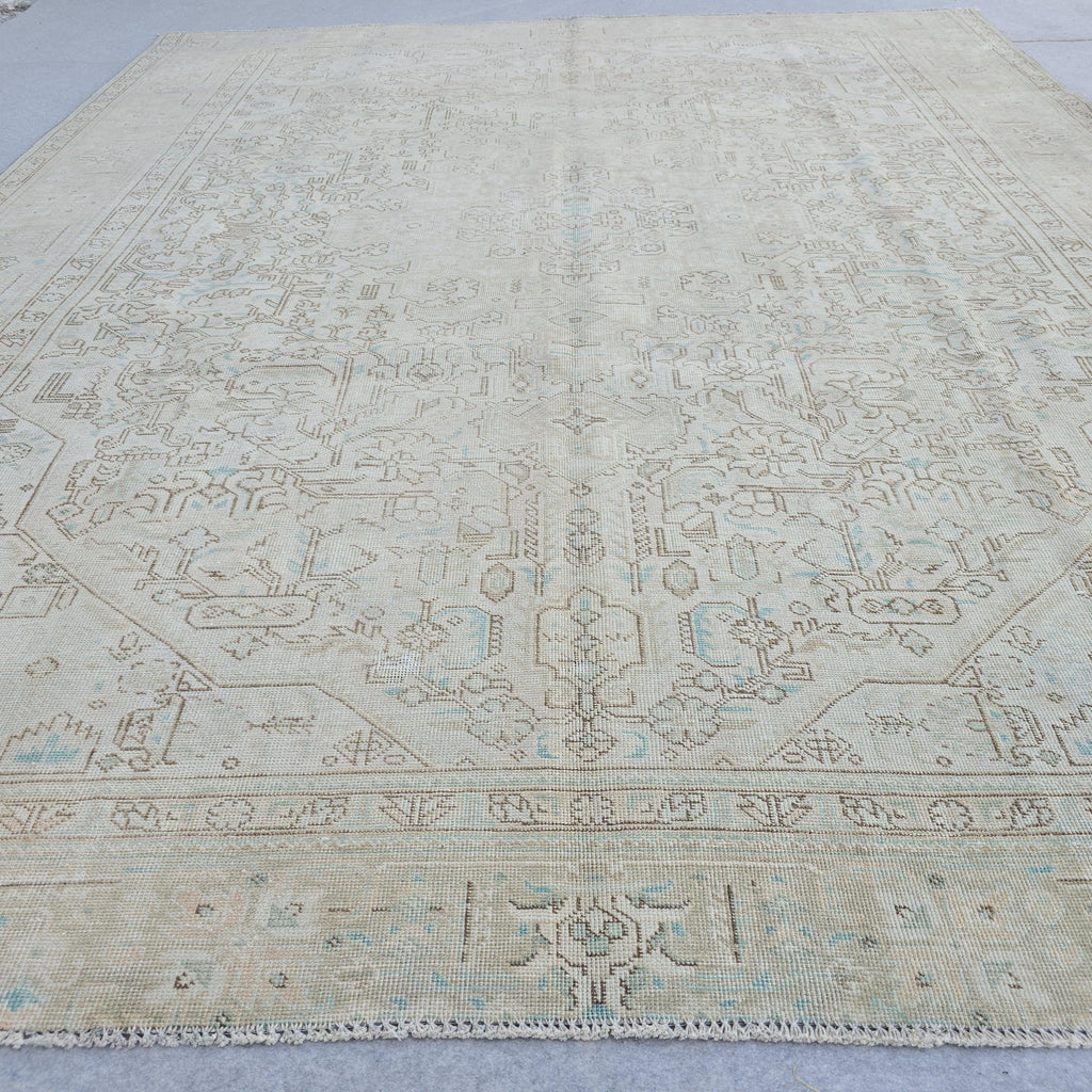 Handmade Oushak Wool Rug: Large Vintage Turkish Area Rug (9.60x11.75 ft)