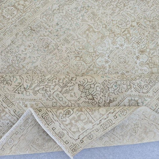 Handmade Wool Oushak Rug 8x11: Vintage Turkish Area Rug