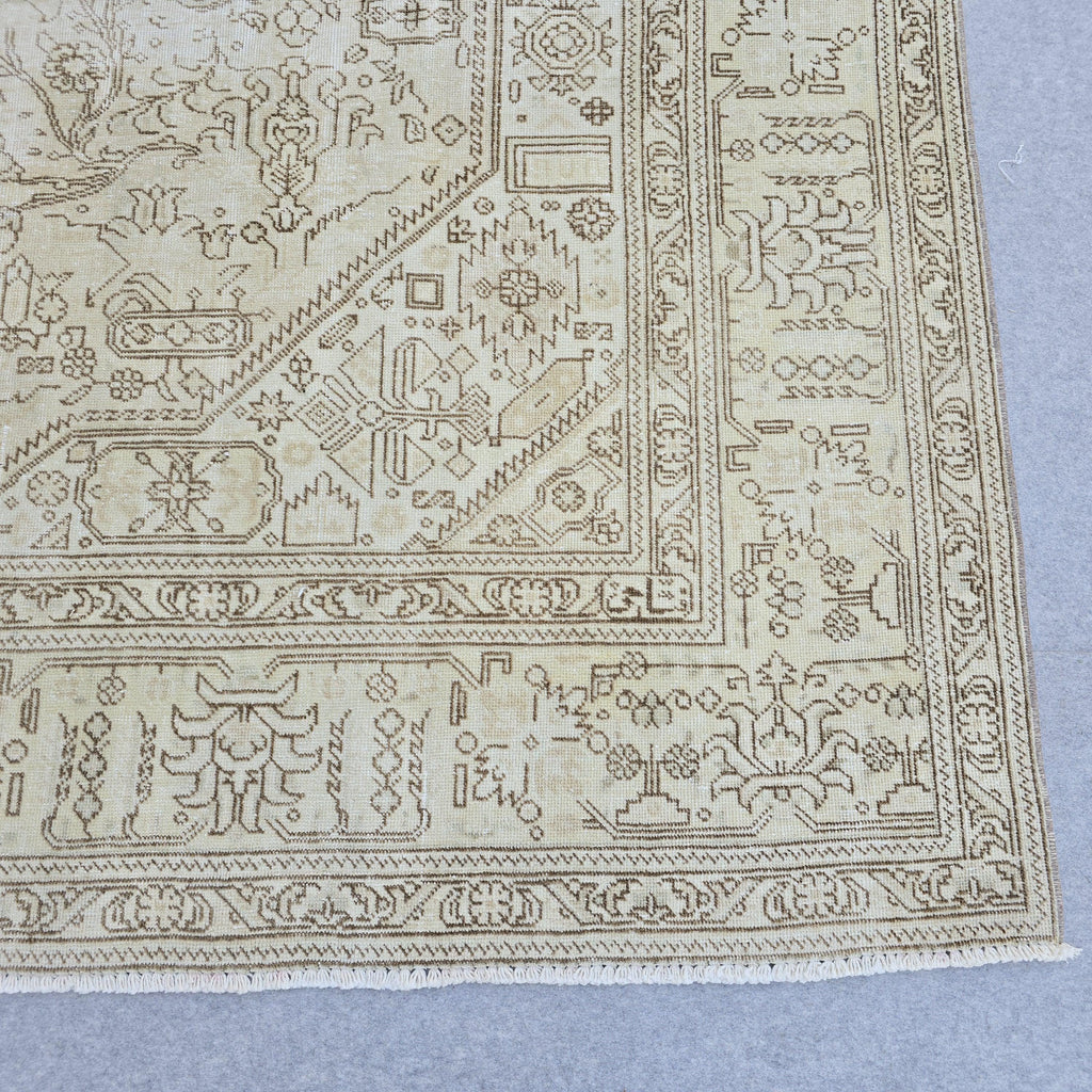Classic Large Vintage Neutral Turkish Rug Cream Beige Brown Geometric