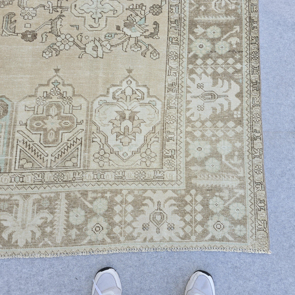 Vintage Rug 9x12 : Neutral Turkish Oushak Area rug /9.50x11.80 feet