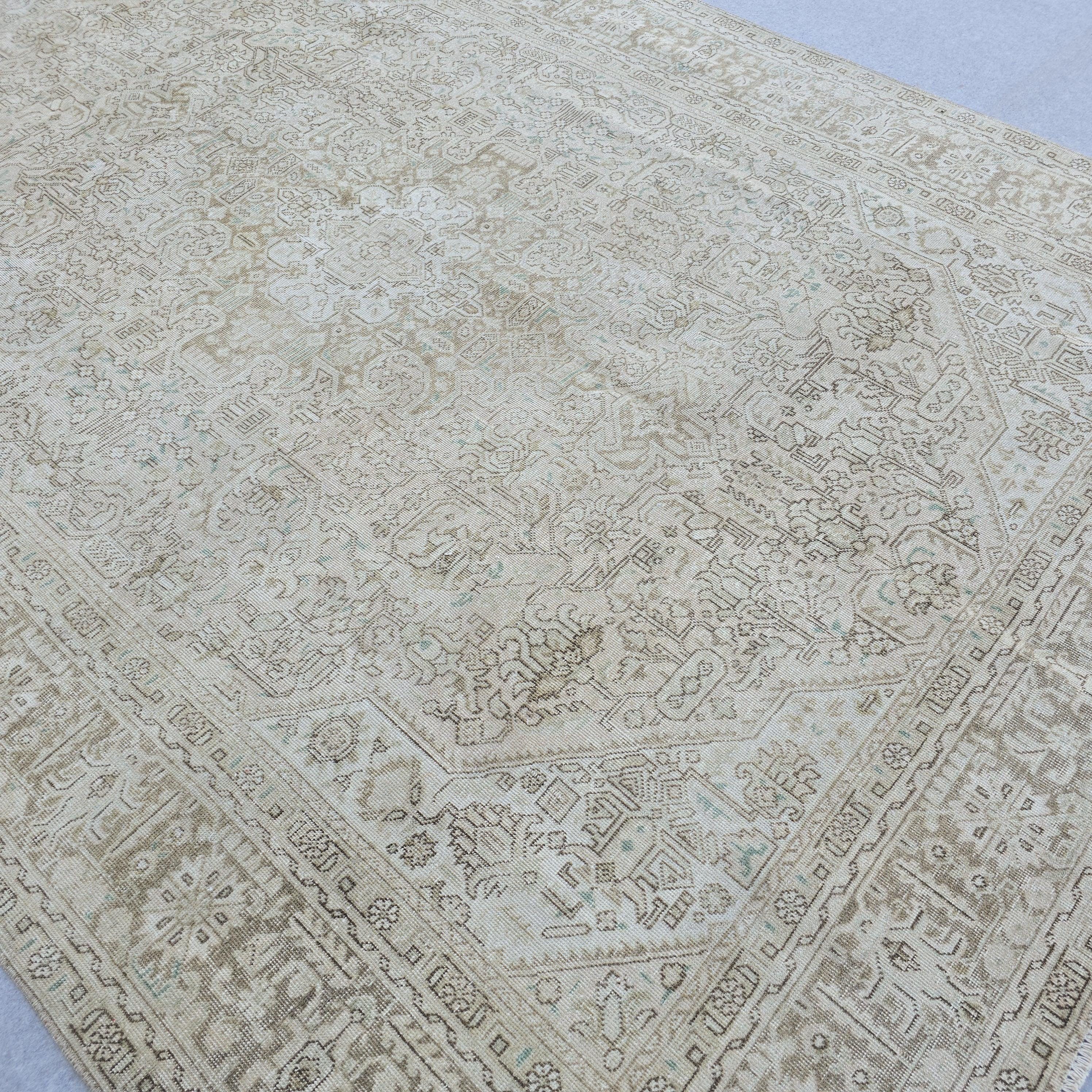 Handmade Wool Oushak Rug 8x11: Vintage Turkish Area Rug