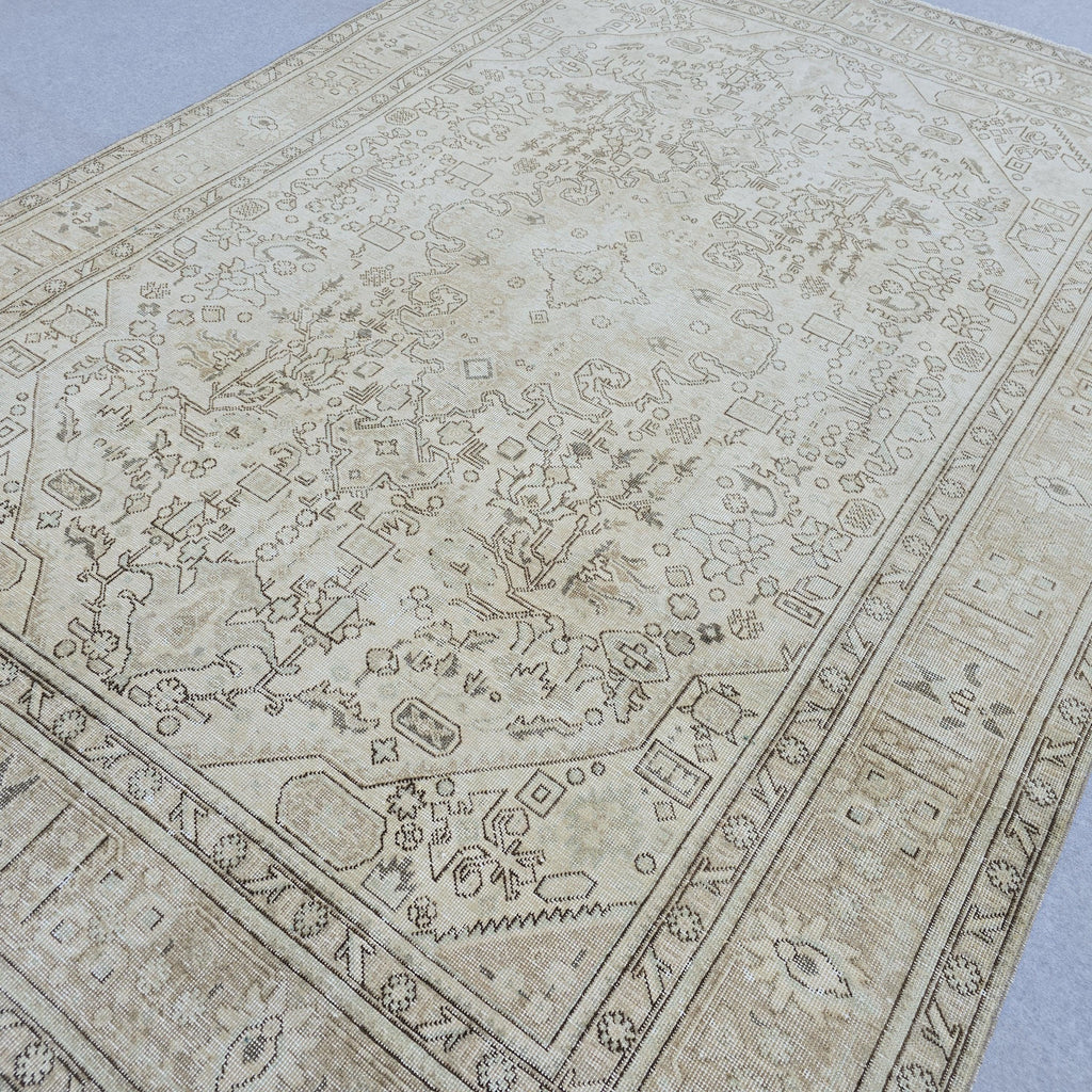 Large Neutral Oushak Rug: 8x11 ft Hand-Knotted Wool & Cotton Vintage Turkish Carpet