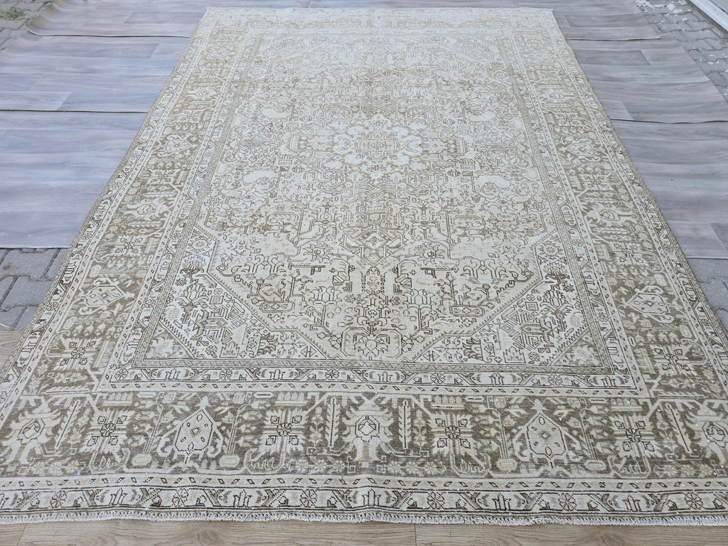 8x11 Hand-Knotted Wool Oushak Rug: Neutral Turkish Boho Decor