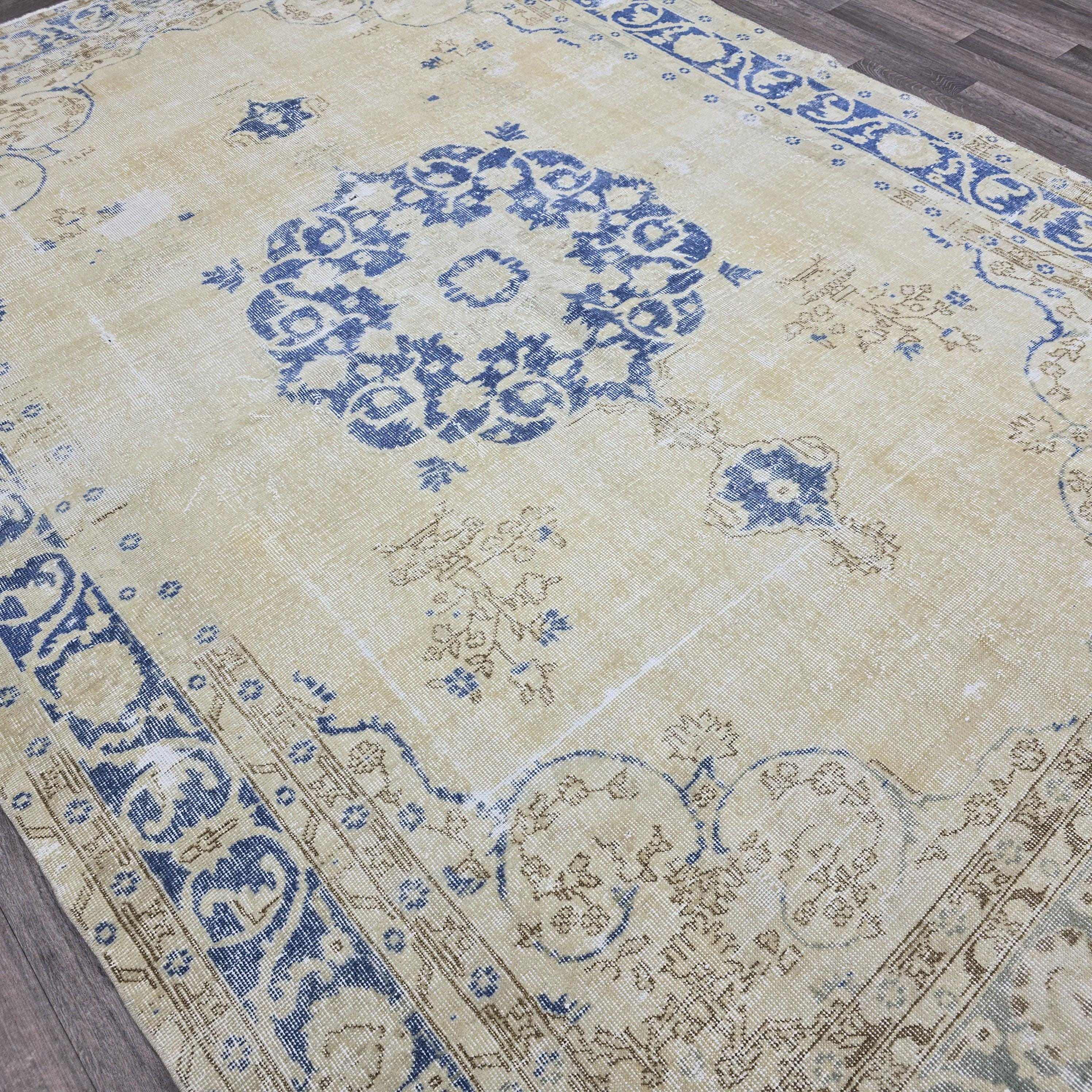 Vintage Handknotted Oushak Rug 7x10: Turkish Boho Decor