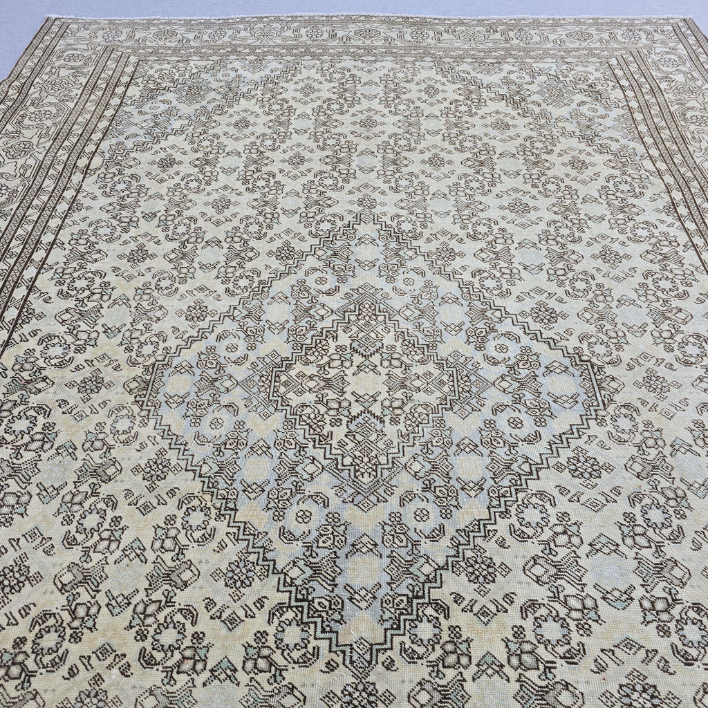 Oversized Antique Turkish Oushak Rug: Extra Large Wool Area Carpet (8.60x12.20 ft)