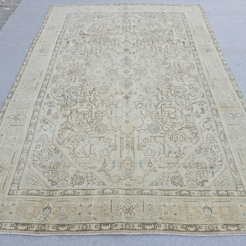 8x11 Vintage Turkish Oushak Rug: Handwoven Wool Area Rug