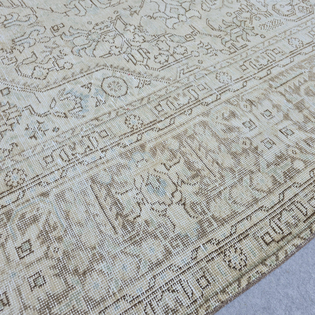 Vintage Rug 10x12 Muted Cream Beige Turkish Carpet Heriz Medallion Hand Knotted Wool