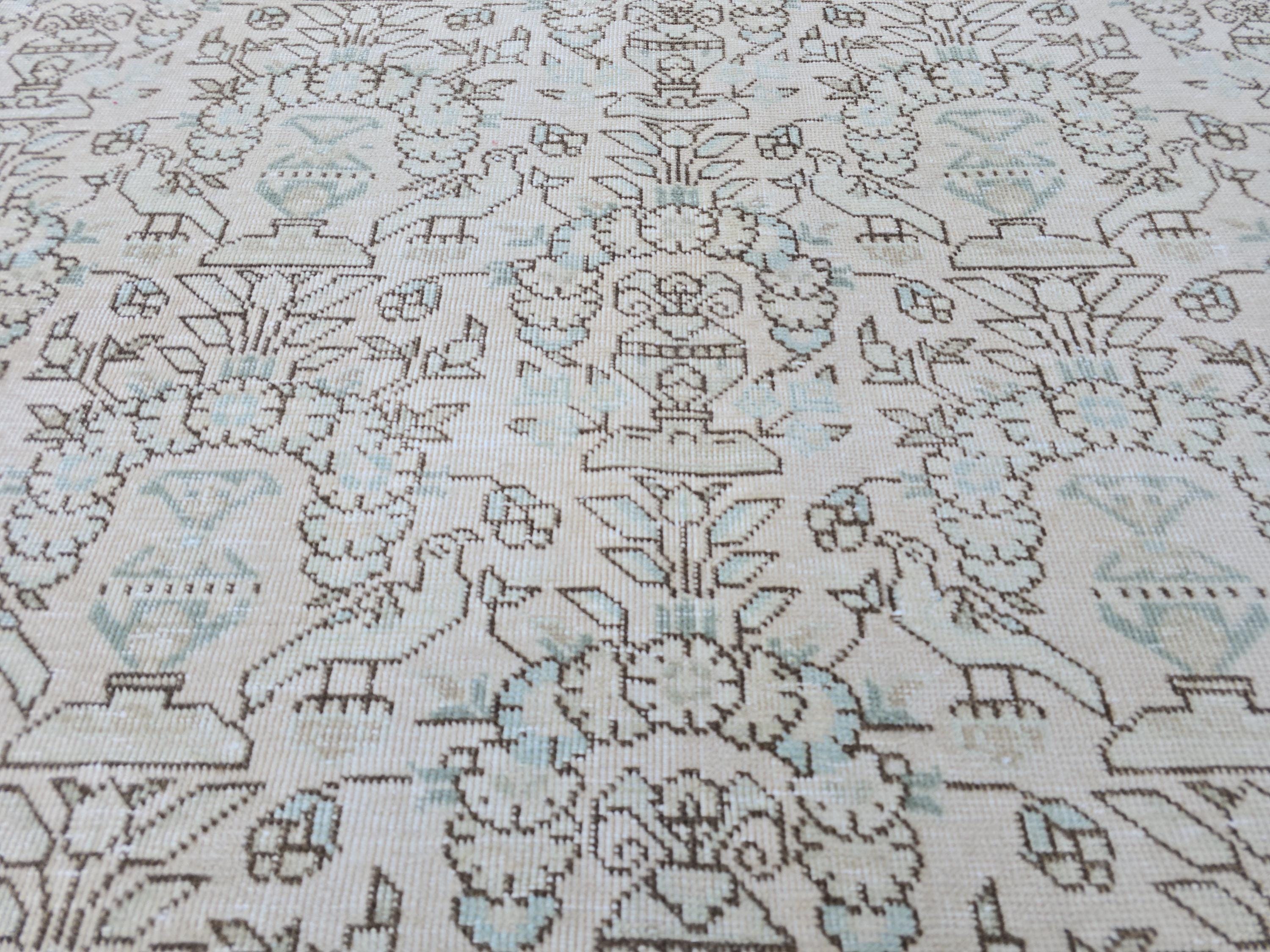 Oversized Neutral Oushak Rug: Vintage Turkish Wool Carpet (9x12 ft)