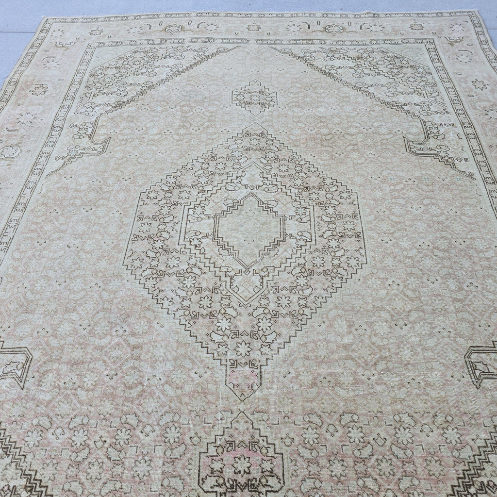 8x11 feet Neutral Turkish Oushak Area Rug Cream Pink Wool Handmade