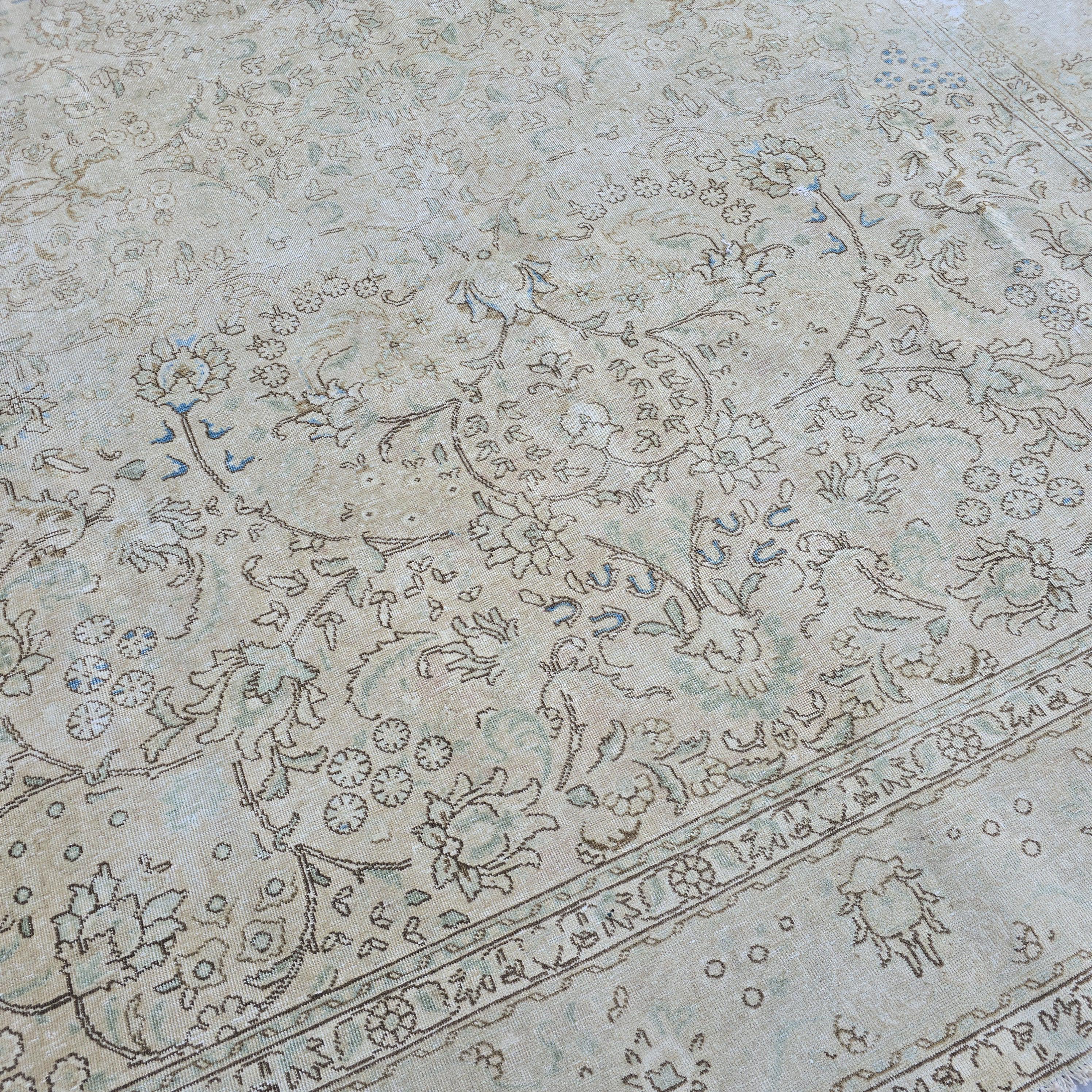 10x12 Vintage Rug Beige Cream Muted green Blue Floral Hand Knotted Turkish Area Carpet