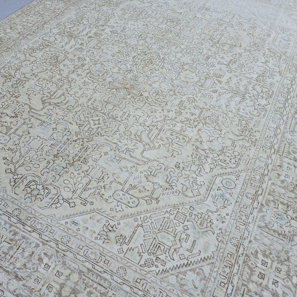 Vintage Rug 10x12 Muted Cream Beige Turkish Carpet Heriz Medallion Hand Knotted Wool